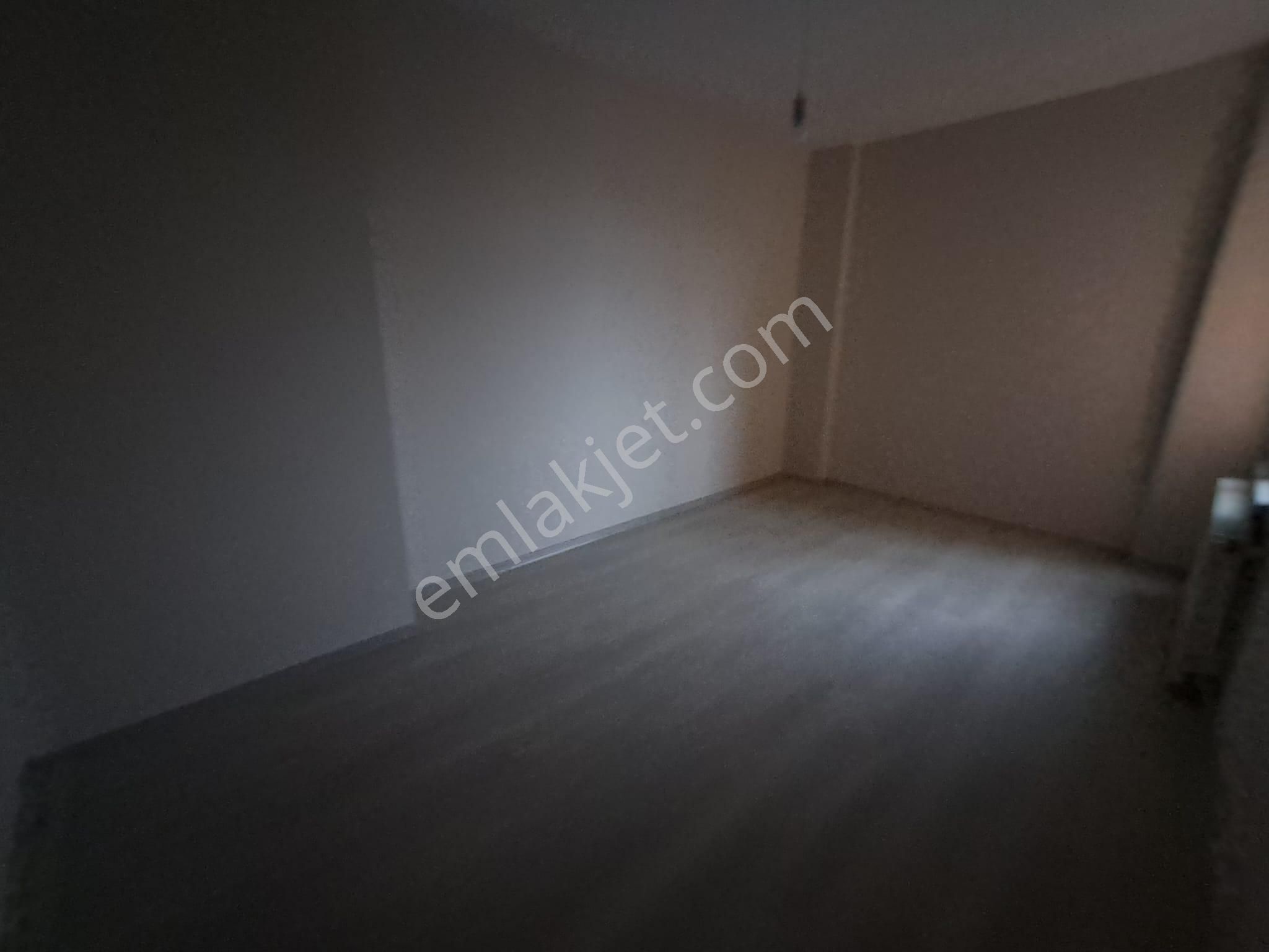 Oryaştan Ataşehir Mevlana Mahallesinde 115m2 3+1 Arakat Daire - Görsel 14