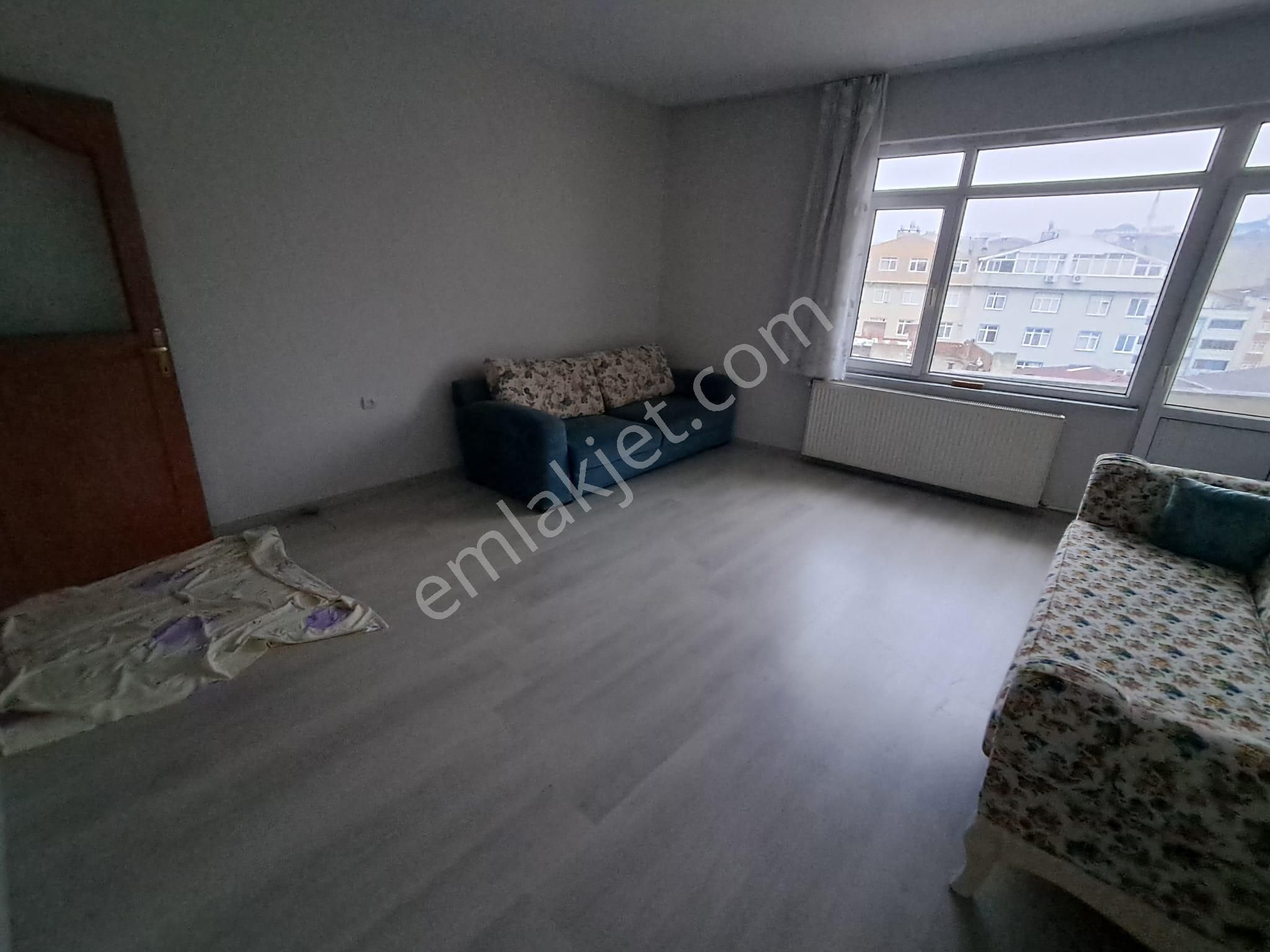 Oryaştan Ataşehir Mevlana Mahallesinde 115m2 3+1 Arakat Daire