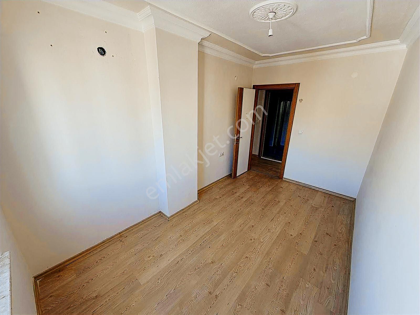 Ünsal Mahallesin De Kiralık 3+1 Kat:4 Asansörlü Dailre - Görsel 17