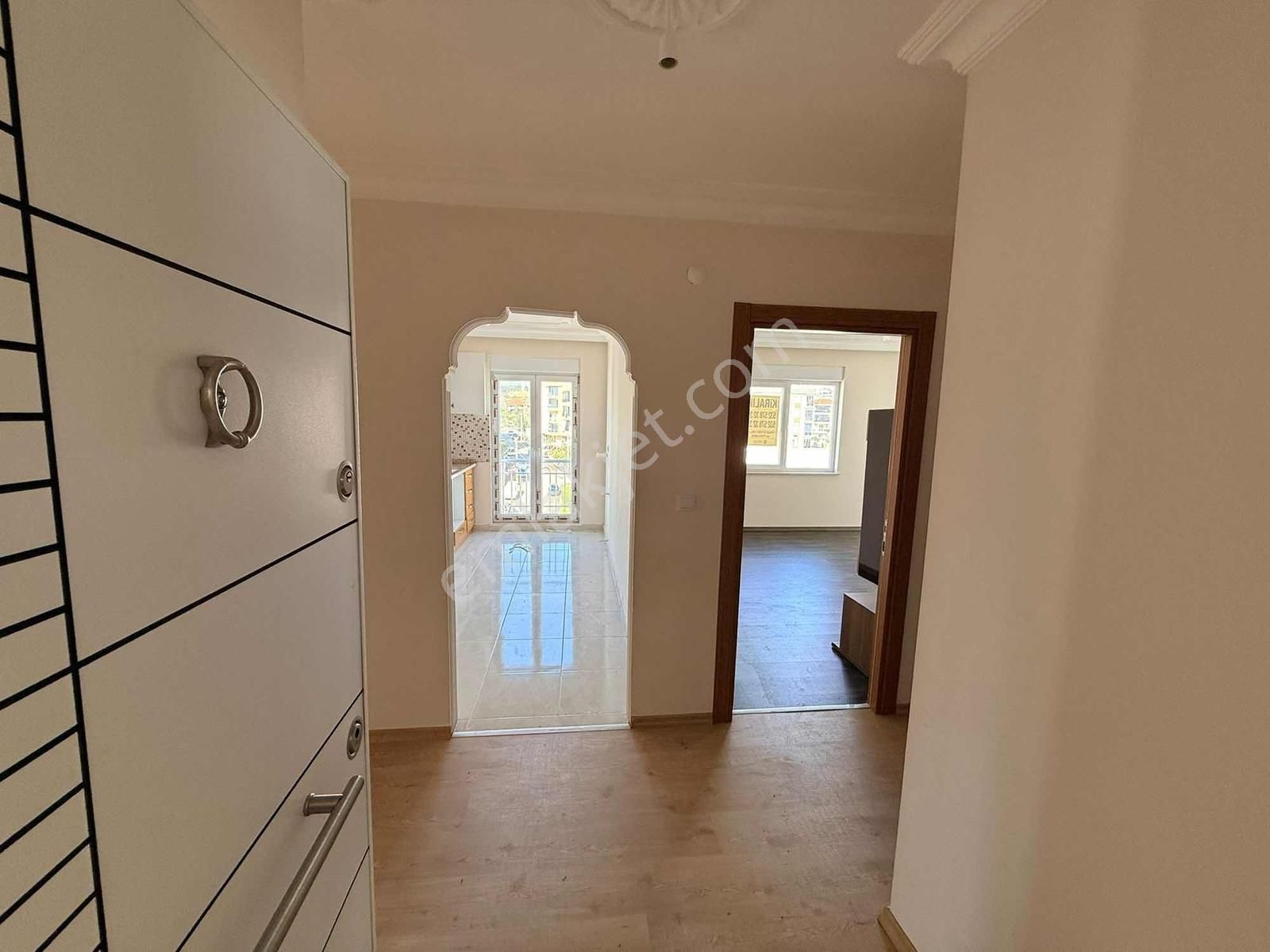 Ünsal Mahallesin De Kiralık 3+1 Kat:4 Asansörlü Dailre - Görsel 23