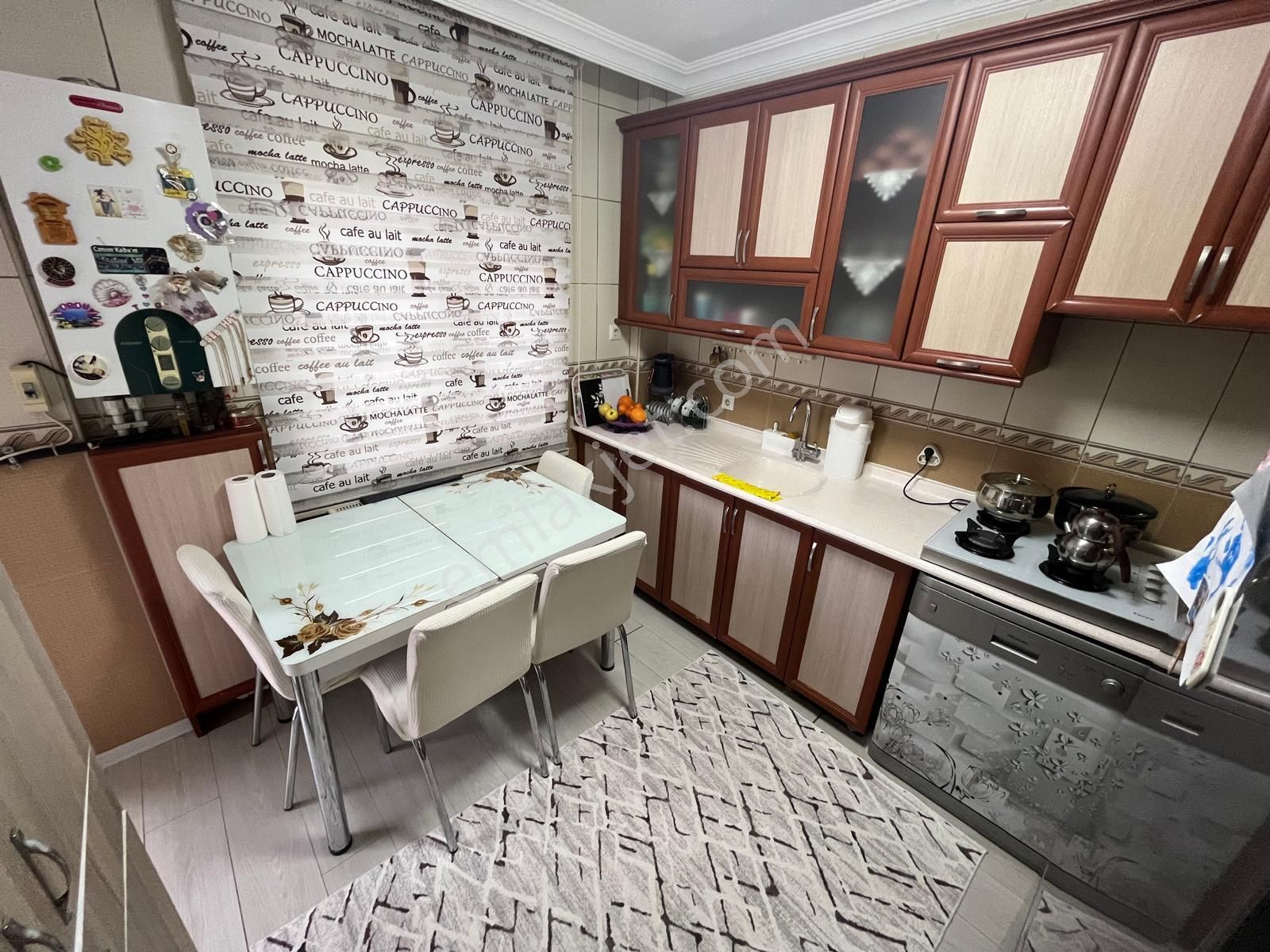 Koza Emlak'tan Ertuğrulgazi Mahalesinde Site İçinde Ara Katta 3+1 Satılık Daire - Görsel 3