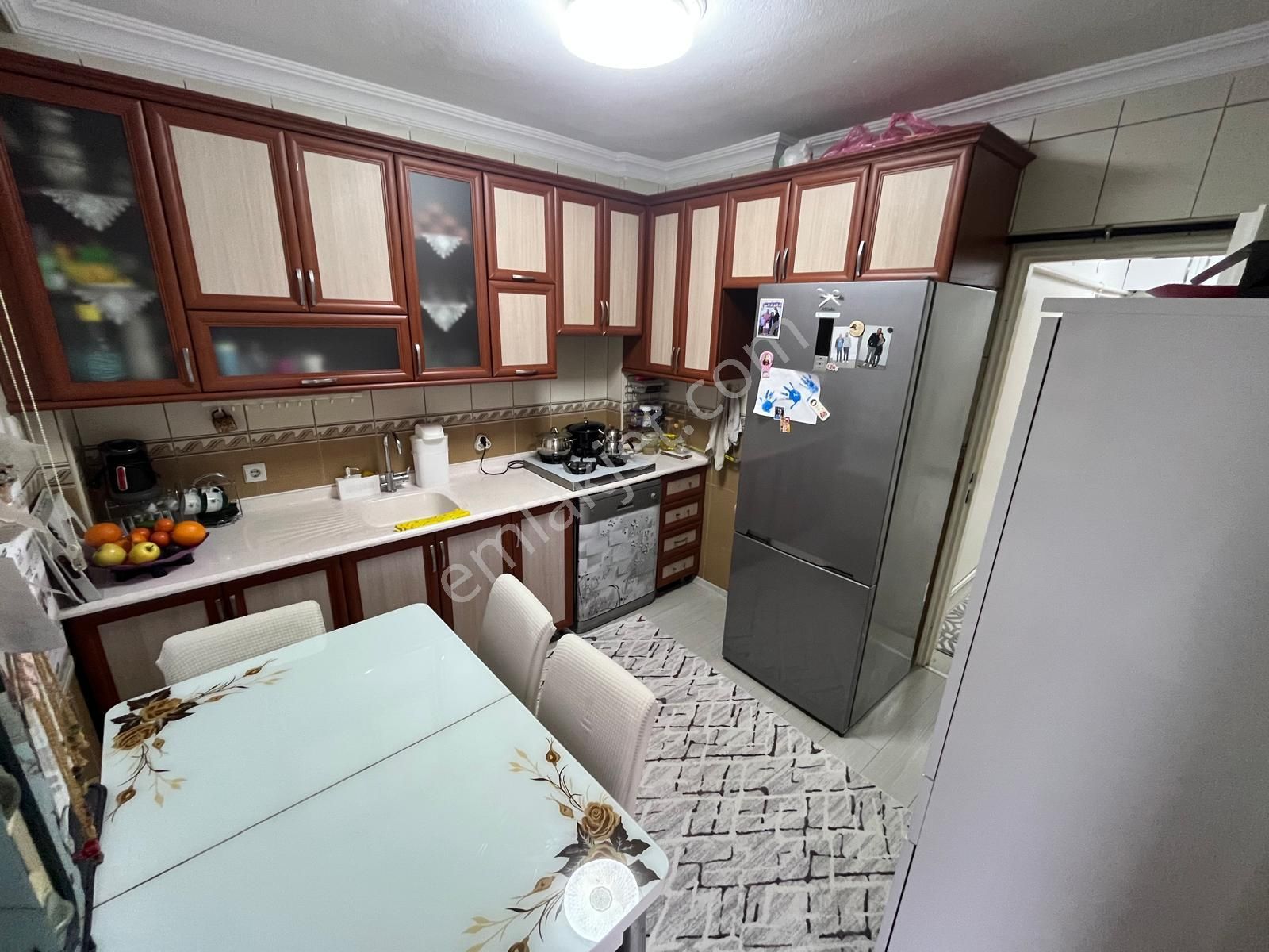 Koza Emlak'tan Ertuğrulgazi Mahalesinde Site İçinde Ara Katta 3+1 Satılık Daire - Görsel 4