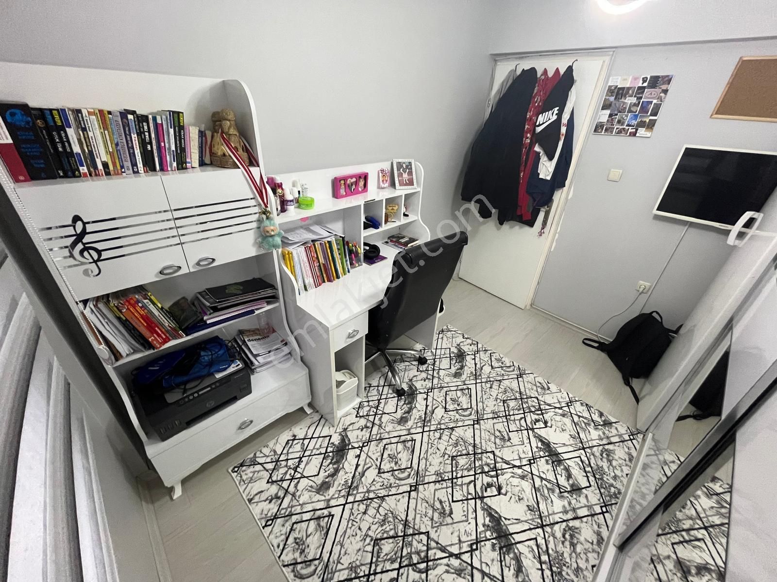 Koza Emlak'tan Ertuğrulgazi Mahalesinde Site İçinde Ara Katta 3+1 Satılık Daire - Görsel 9