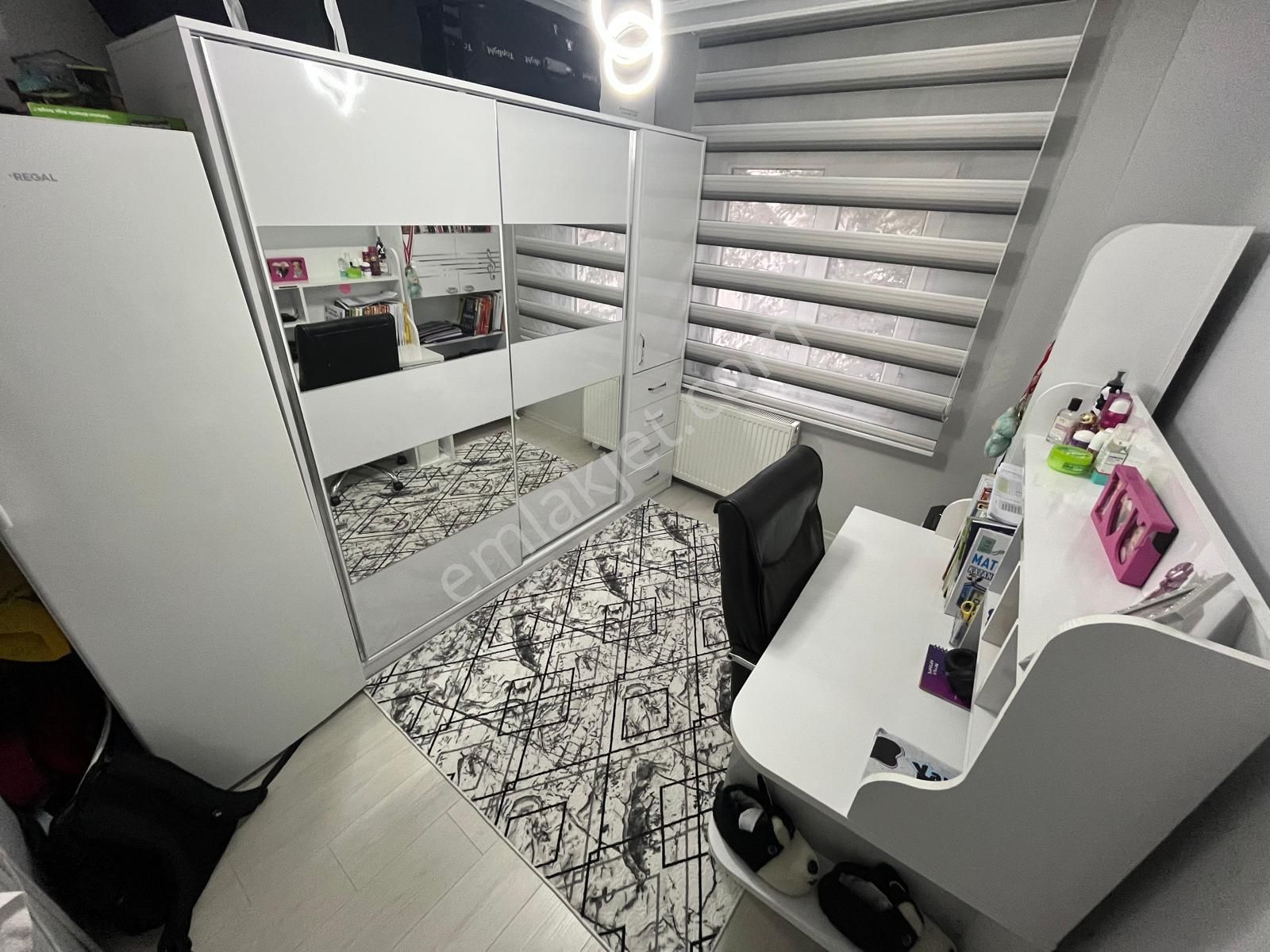 Koza Emlak'tan Ertuğrulgazi Mahalesinde Site İçinde Ara Katta 3+1 Satılık Daire - Görsel 8