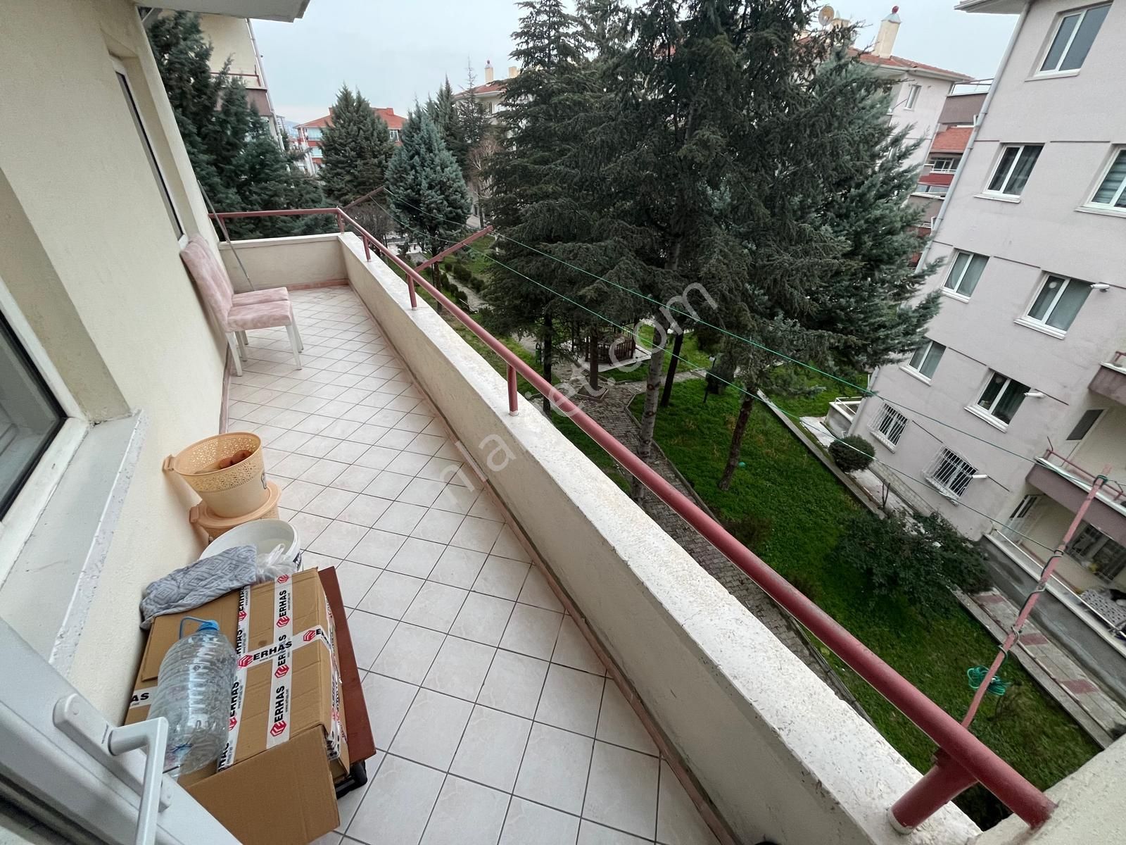 Koza Emlak'tan Ertuğrulgazi Mahalesinde Site İçinde Ara Katta 3+1 Satılık Daire - Görsel 6