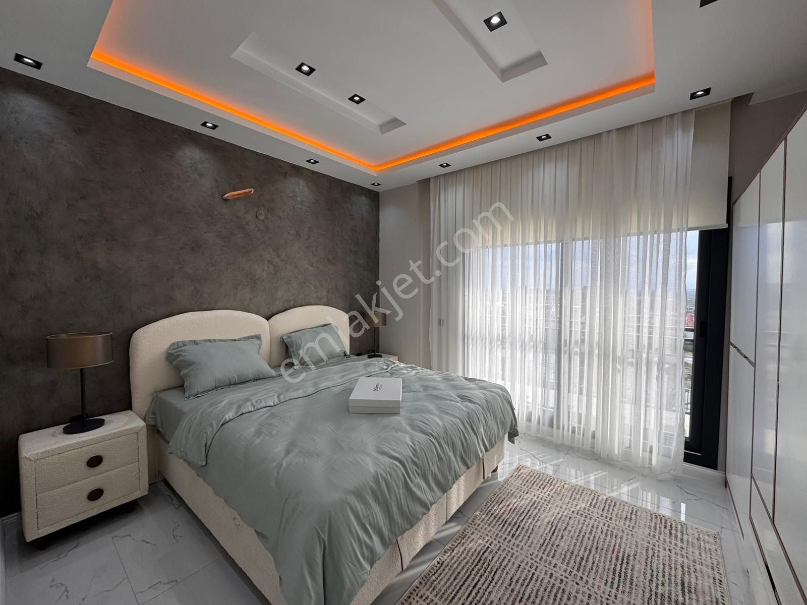 Muhteşem Lüks Deniz Manzaralı Önü Kapanmaz Villa - Görsel 18