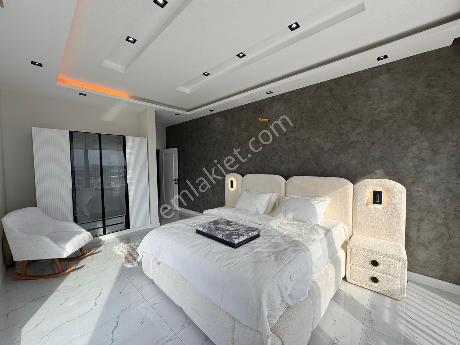 Muhteşem Lüks Deniz Manzaralı Önü Kapanmaz Villa - Görsel 11