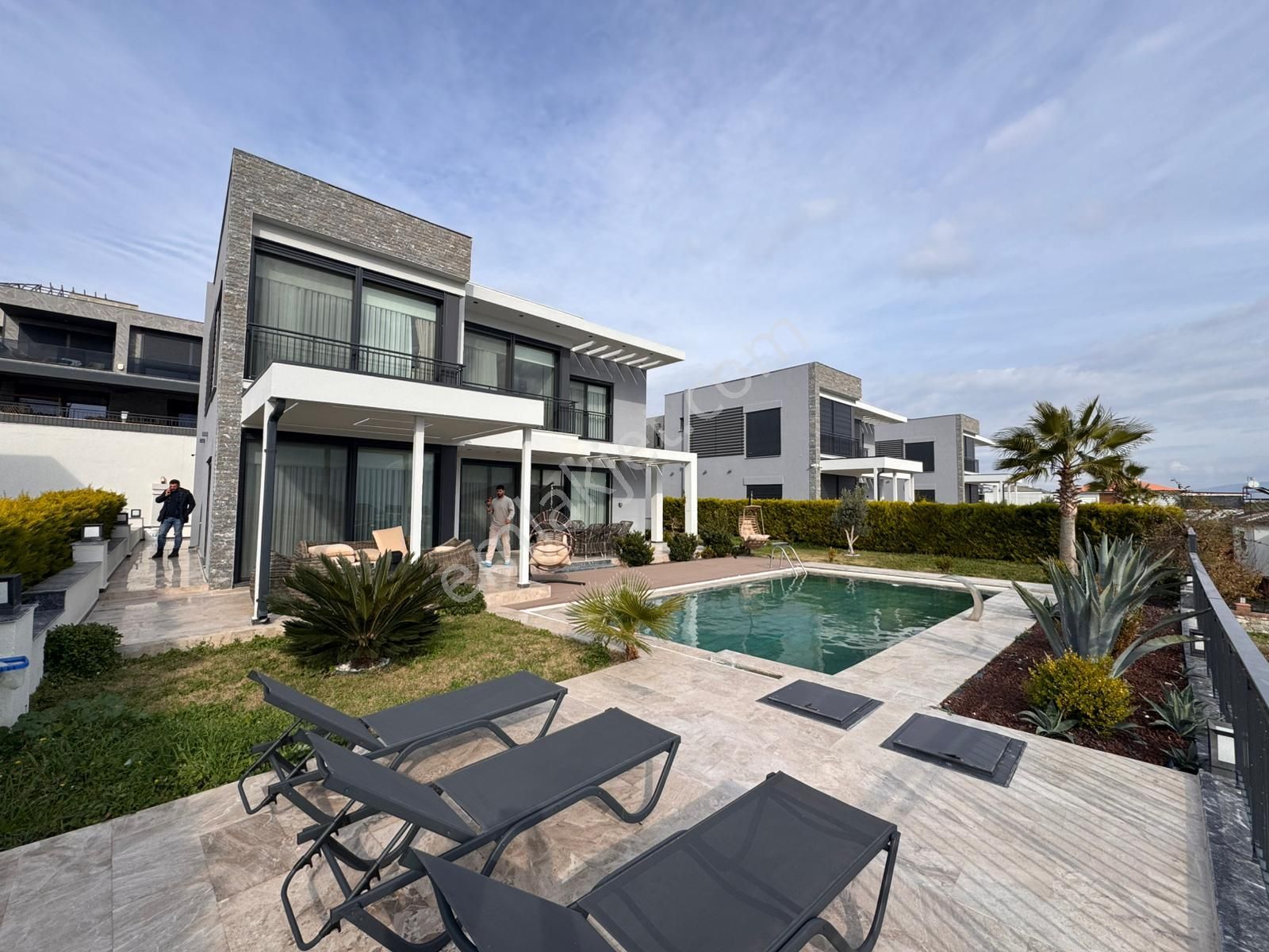 Muhteşem Lüks Deniz Manzaralı Önü Kapanmaz Villa - Görsel 4