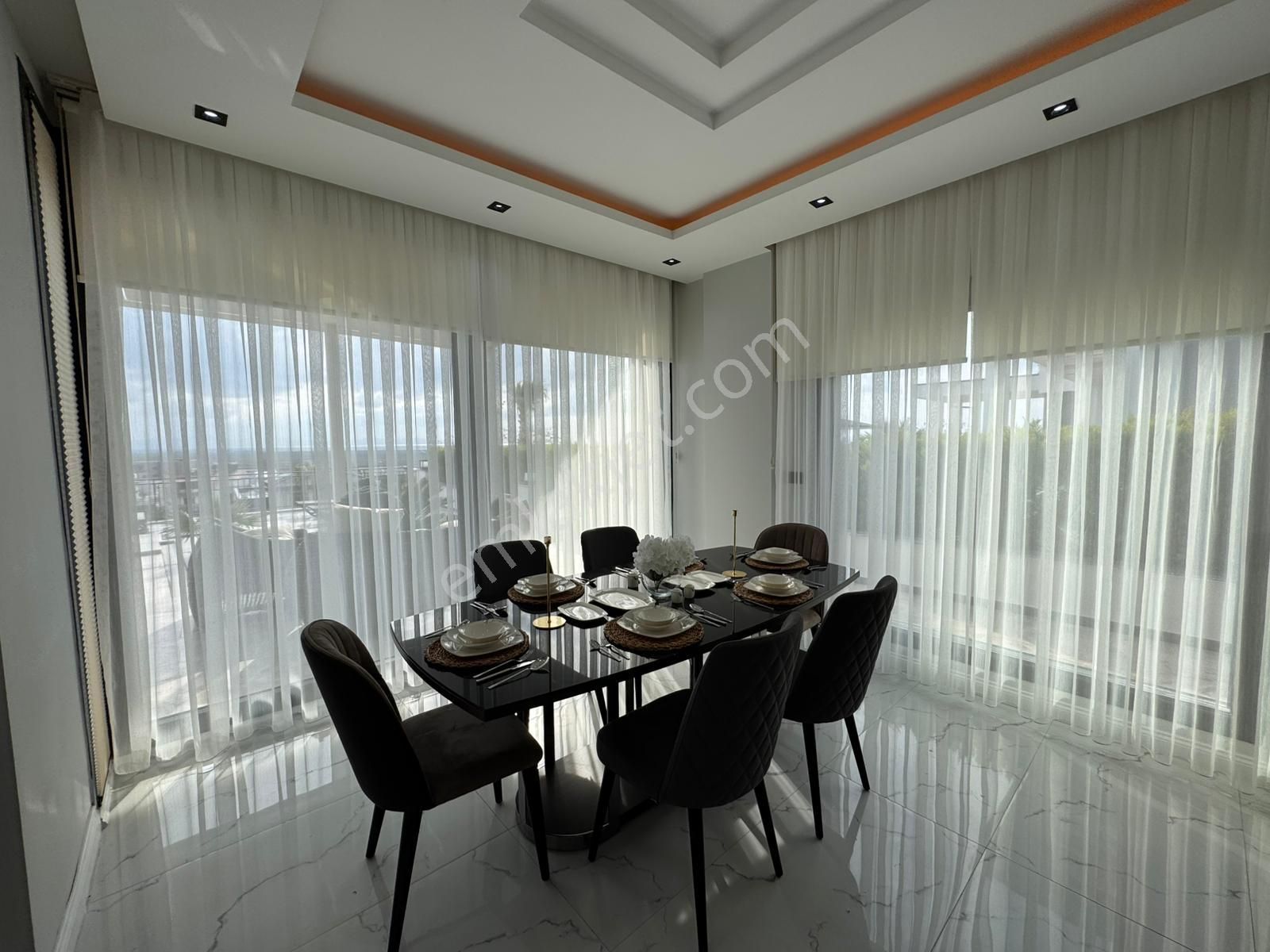 Muhteşem Lüks Deniz Manzaralı Önü Kapanmaz Villa - Görsel 6