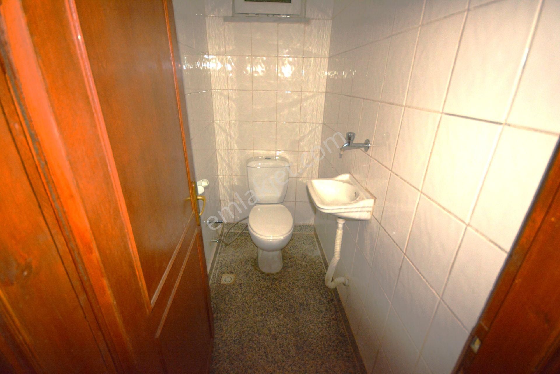 Kiralık Arakat 3+1 Asansör Yok 110 M2 Güney Cephe Daima Güneş Alıyor - Görsel 8