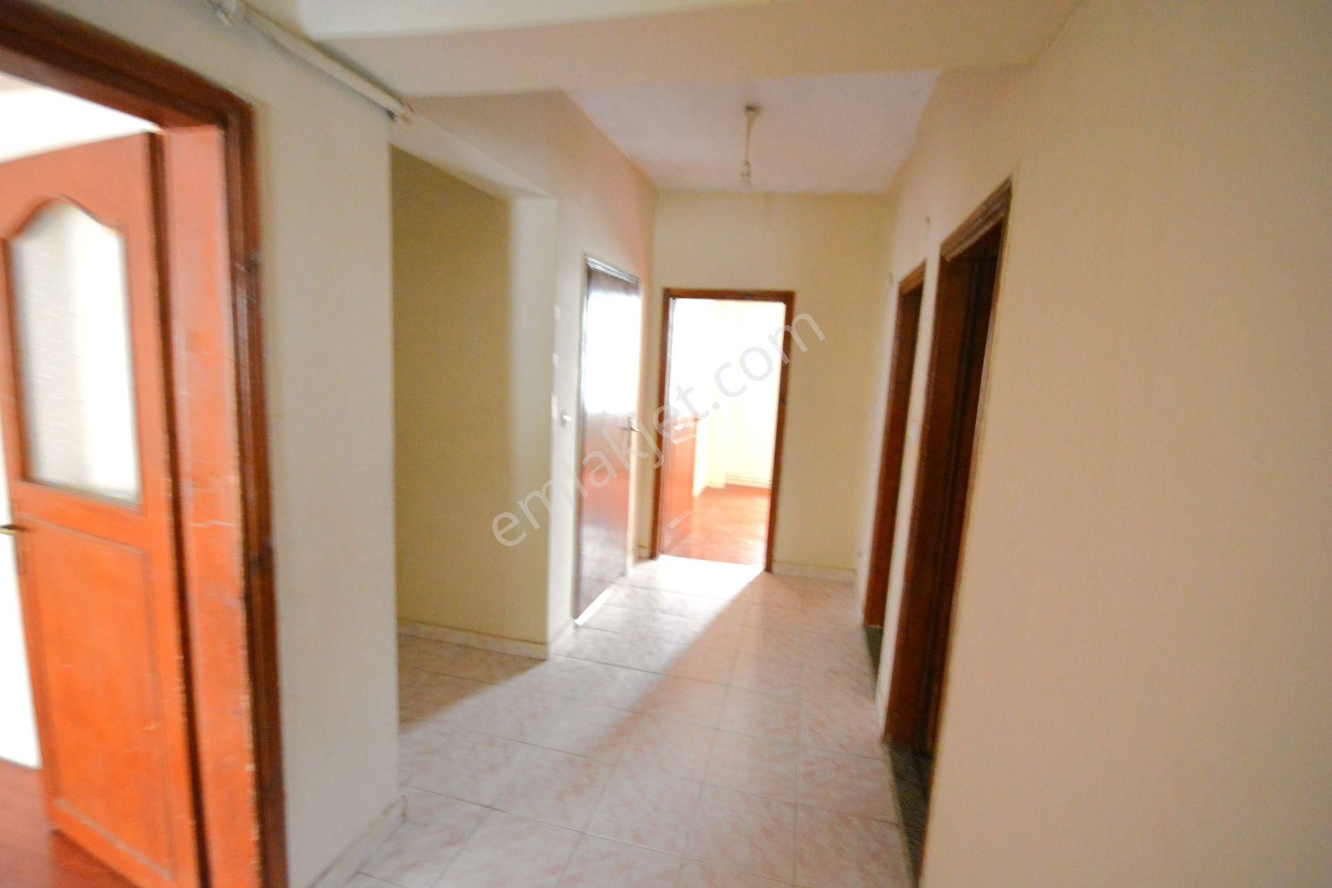 Kiralık Arakat 3+1 Asansör Yok 110 M2 Güney Cephe Daima Güneş Alıyor - Görsel 22