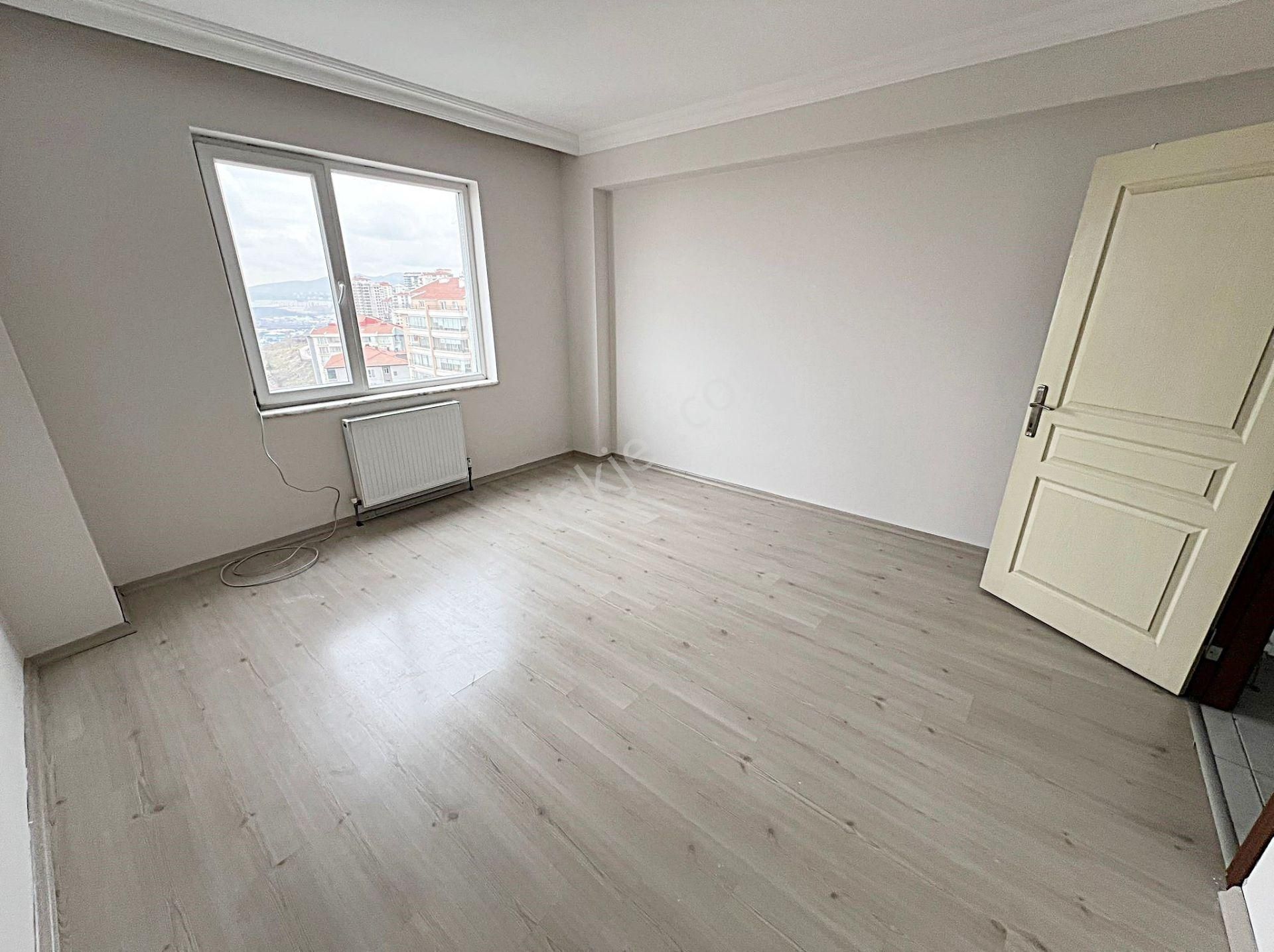 Barıştepe Piri Cad. Üzeri Manzaralı Kök Tapu 8.kat Geniş İskanlı - Görsel 23