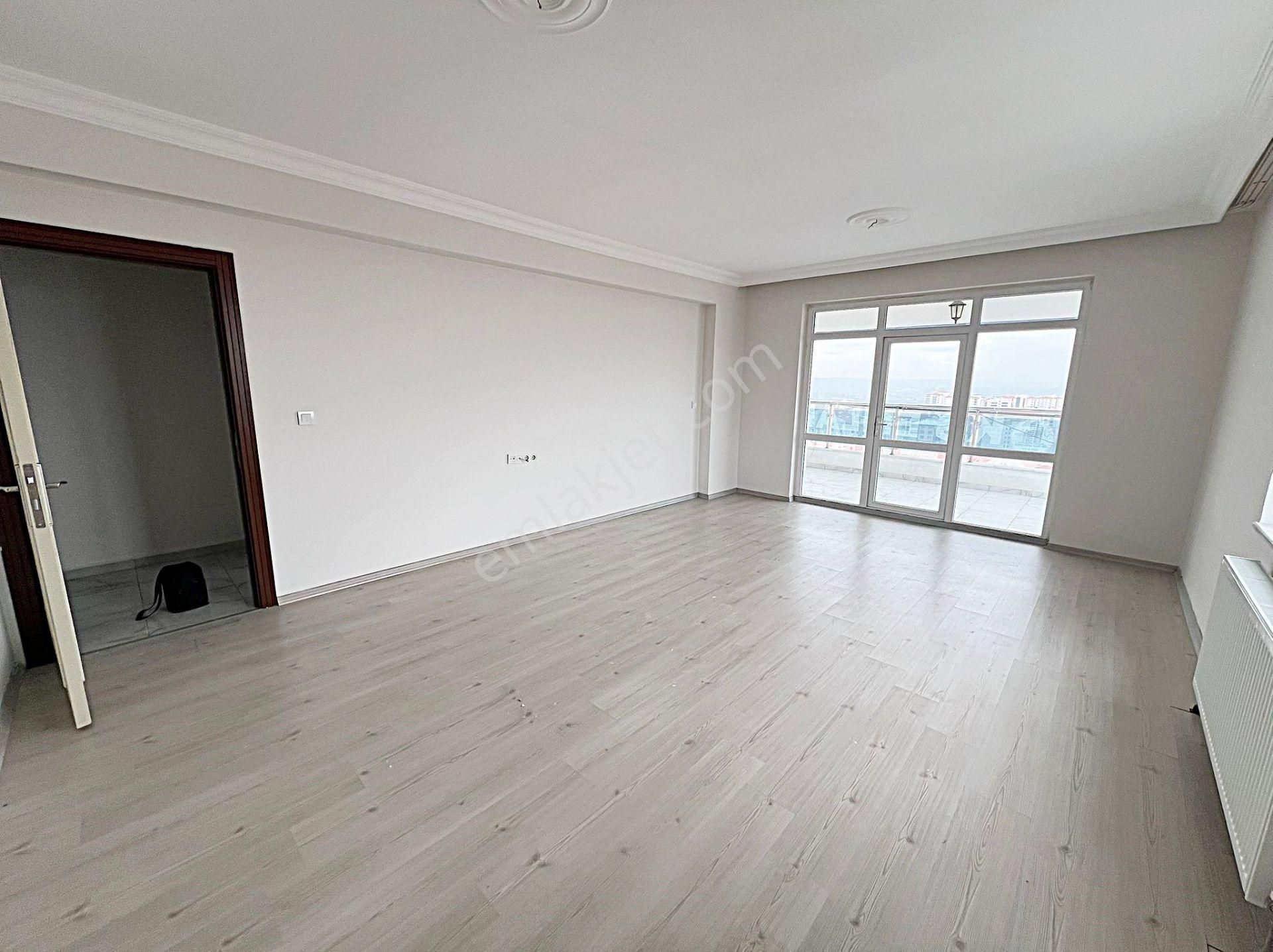 Barıştepe Piri Cad. Üzeri Manzaralı Kök Tapu 8.kat Geniş İskanlı - Görsel 12