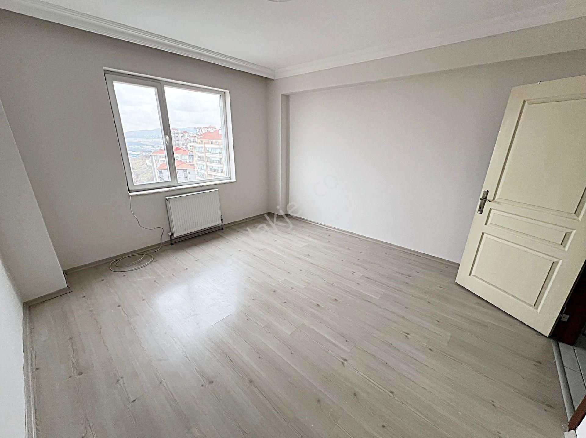 Barıştepe Piri Cad. Üzeri Manzaralı Kök Tapu 8.kat Geniş İskanlı - Görsel 22