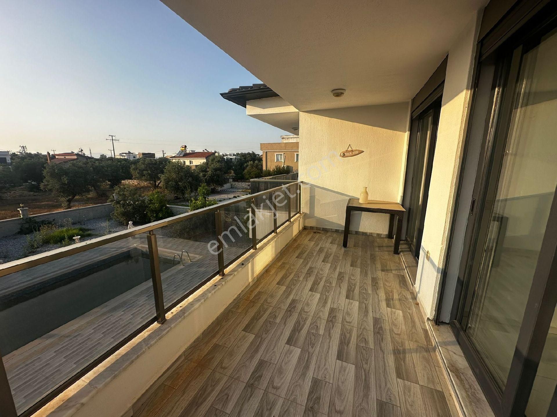 Didim Yeşiltepede Tam Müstakil Eşyalı 4+1 Havuzlu Villa - Görsel 13