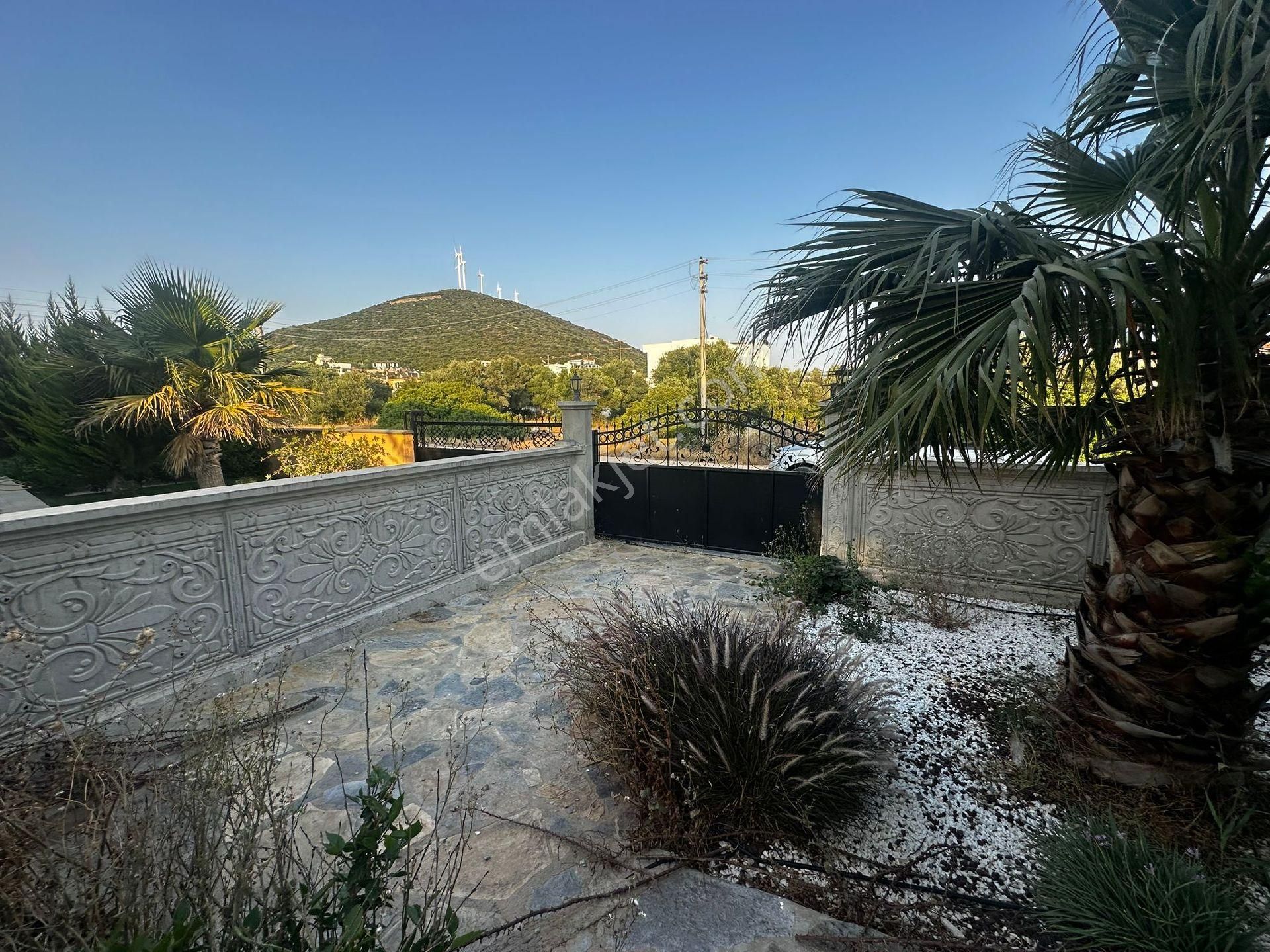 Didim Yeşiltepede Tam Müstakil Eşyalı 4+1 Havuzlu Villa - Görsel 33