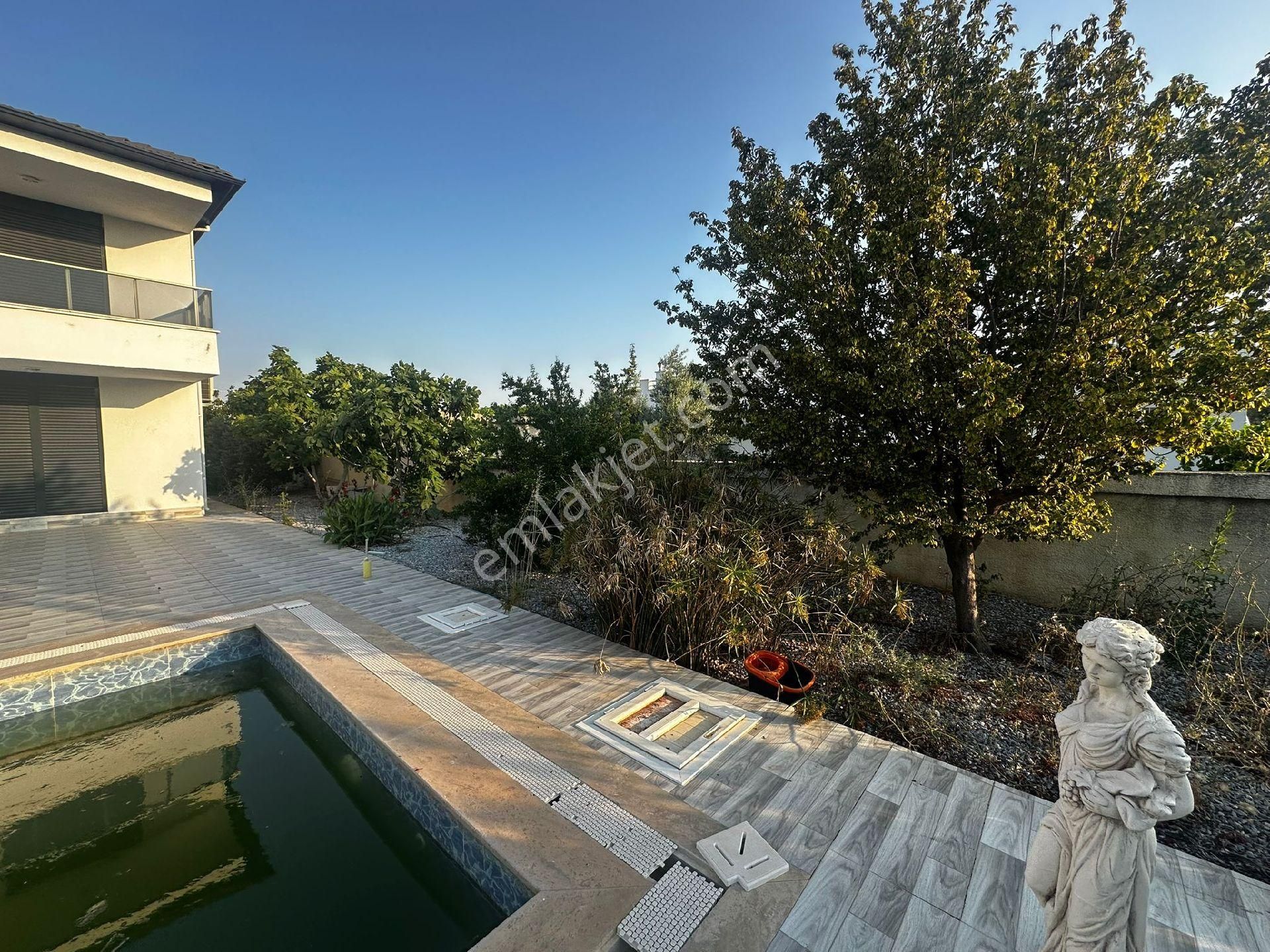 Didim Yeşiltepede Tam Müstakil Eşyalı 4+1 Havuzlu Villa - Görsel 4