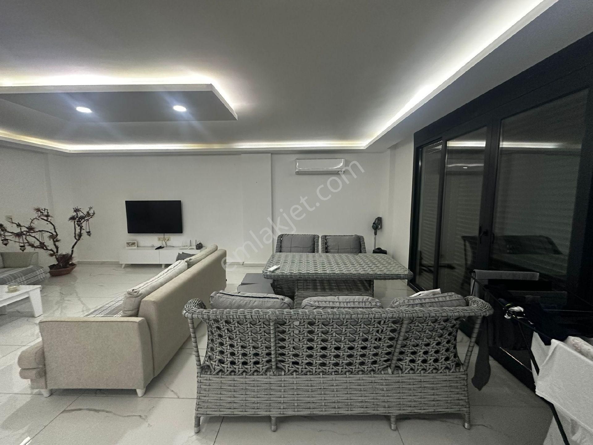 Didim Yeşiltepede Tam Müstakil Eşyalı 4+1 Havuzlu Villa - Görsel 32