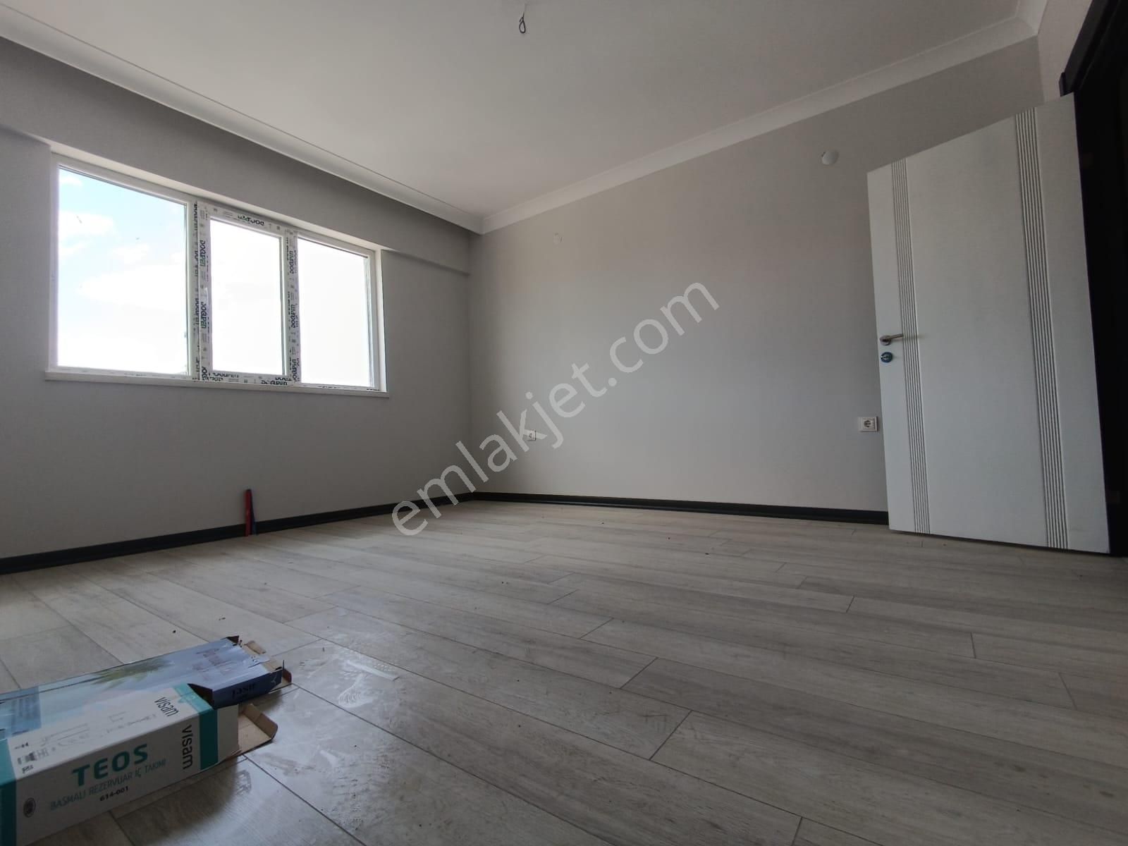 Kent'ten F.korutürk Mh. Neşet Ertaş Cd. Üzeri Ara Kat 3+1 Geniş Ferah Süperlüx Fırsat Dairesi!!! - Görsel 18