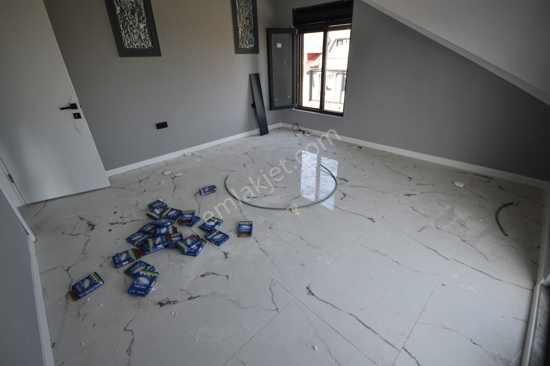 Sakarya Kocaali'de Müstakil Havuz Kullanımlı Modern Tasarım 3+1 Villa - Görsel 20