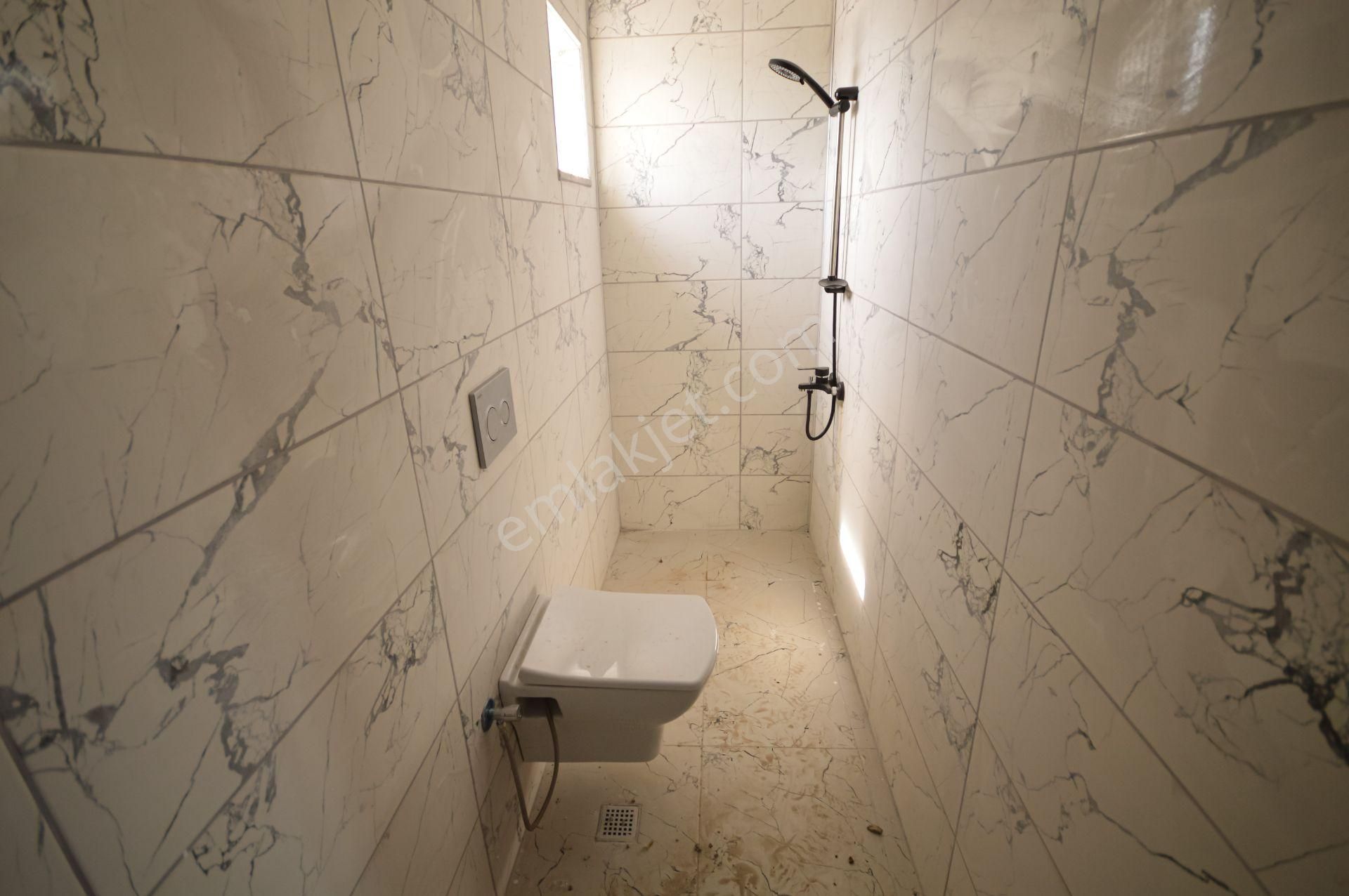 Sakarya Kocaali'de Müstakil Havuz Kullanımlı Modern Tasarım 3+1 Villa - Görsel 23