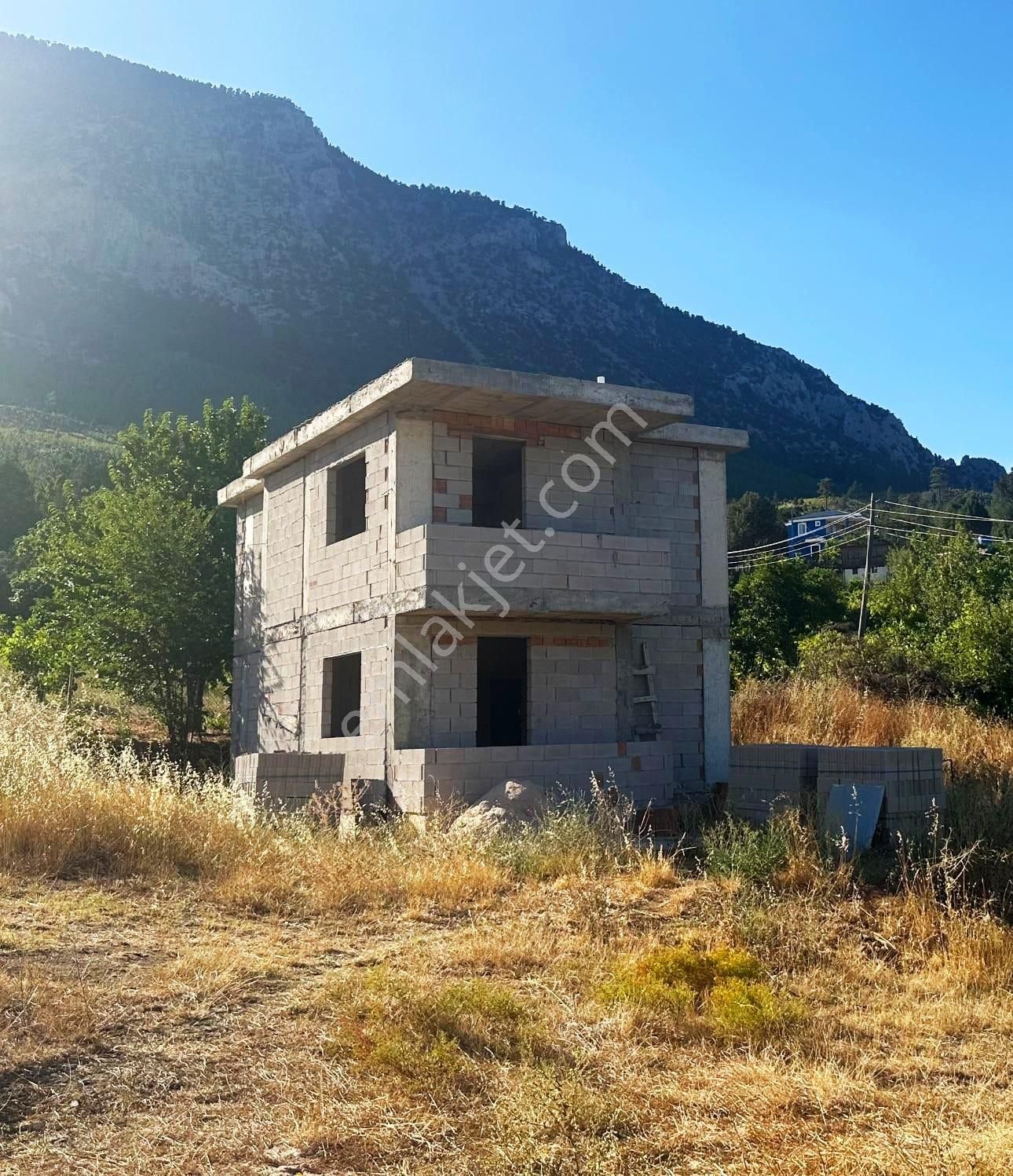 Kar Emlaktan Yenikonacıkta 4+1 Satılık 250m2 Arsa İçinde Kaba İnşaat - Görsel 5