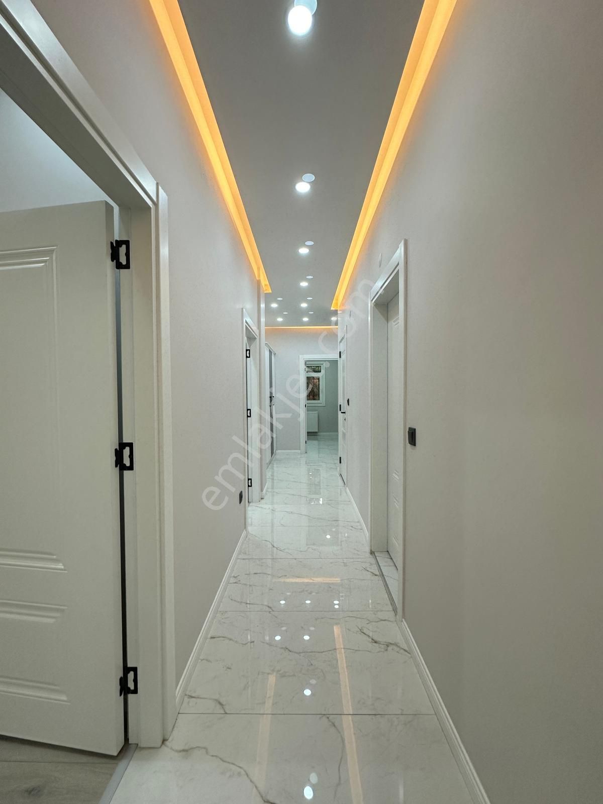 ▃artemin▃süreyya Plajı'nda İçi Yenilenmiş Öncephe 125m² Lüks 3+1 - Görsel 21