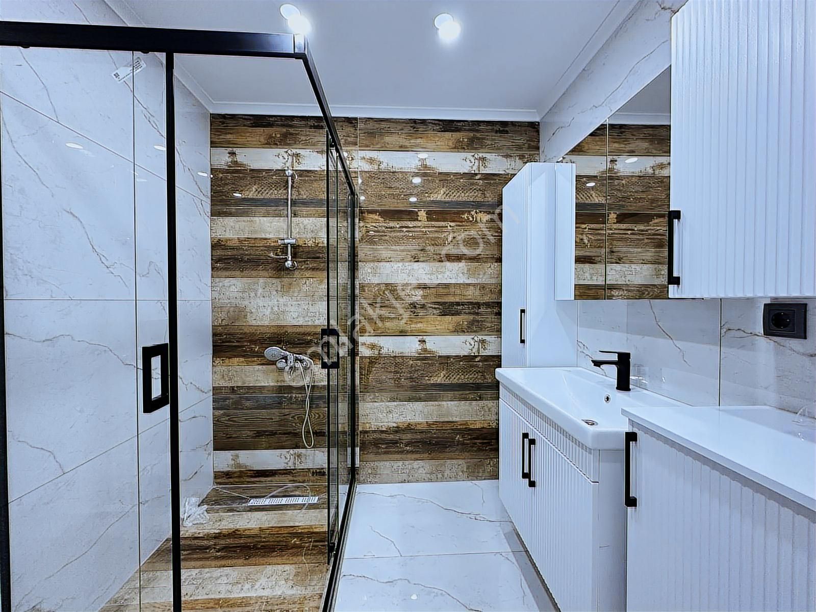 ▃artemin▃süreyya Plajı'nda İçi Yenilenmiş Öncephe 125m² Lüks 3+1 - Görsel 32