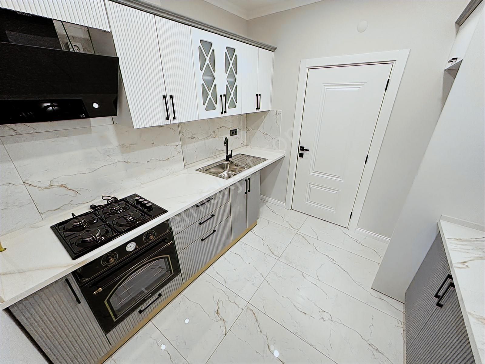 ▃artemin▃süreyya Plajı'nda İçi Yenilenmiş Öncephe 125m² Lüks 3+1 - Görsel 15