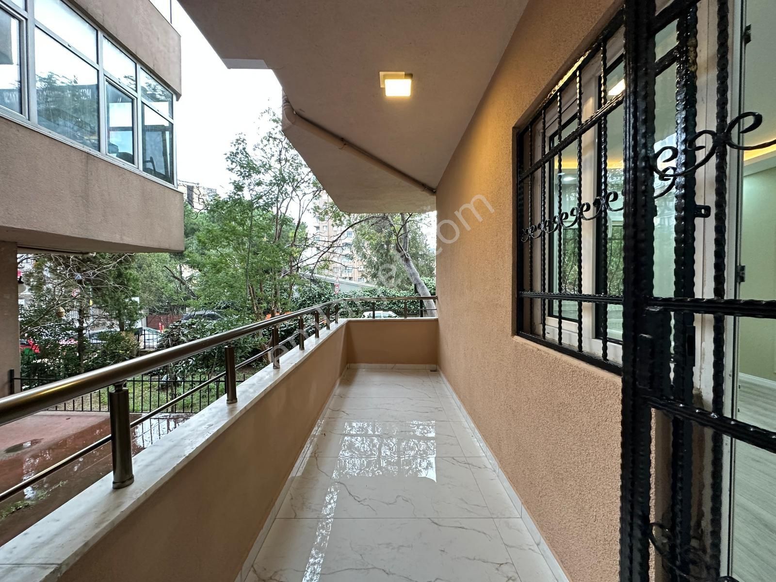 ▃artemin▃süreyya Plajı'nda İçi Yenilenmiş Öncephe 125m² Lüks 3+1 - Görsel 9