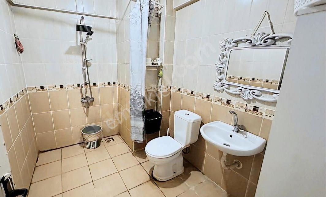 Yeşilbayır Mahallesinde Saat Kulesi Yakını Katta 3+1 Satılık Daire - Görsel 11