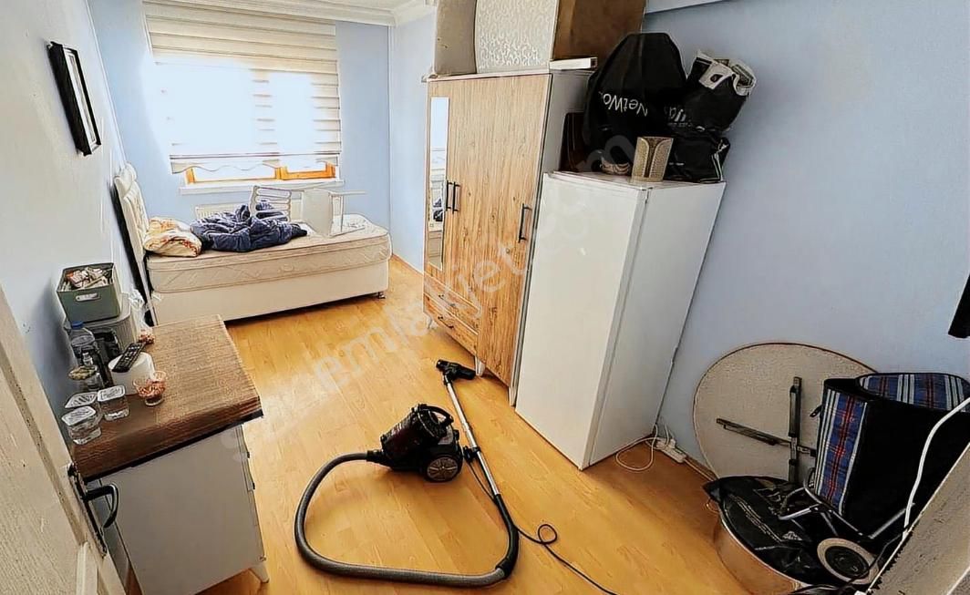 Yeşilbayır Mahallesinde Saat Kulesi Yakını Katta 3+1 Satılık Daire - Görsel 9