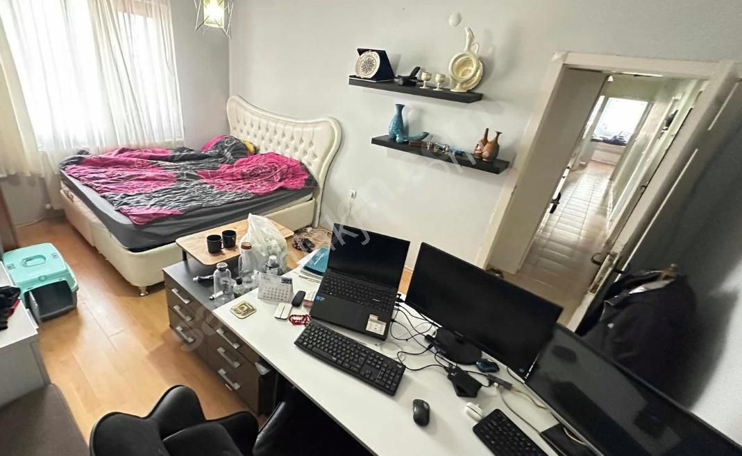 Yeşilbayır Mahallesinde Saat Kulesi Yakını Katta 3+1 Satılık Daire - Görsel 13