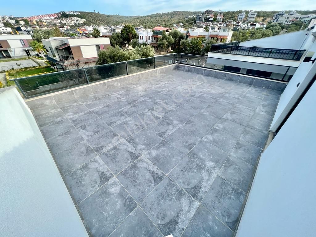 ꧁akçay Ay Emlaktan꧂pelitköyde Denize Sıfır Sitede Hayalllerinizi Süsleyecek Satılık 3+1dublex Daire - Görsel 34