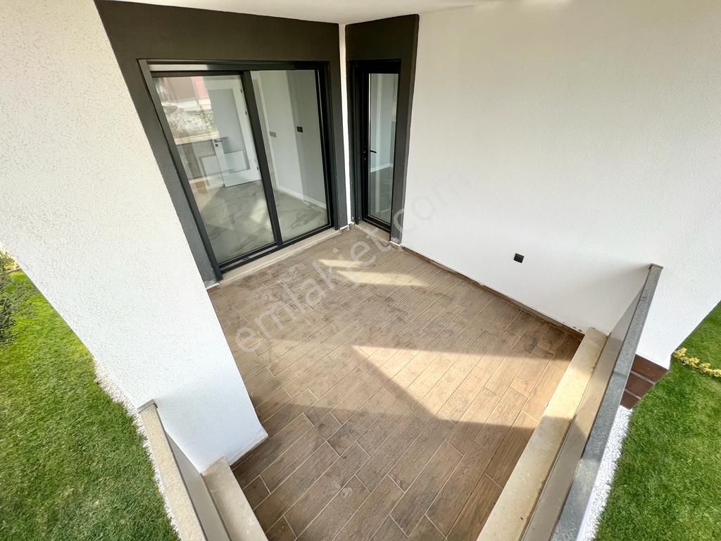 ꧁akçay Ay Emlaktan꧂pelitköyde Denize Sıfır Sitede Hayalllerinizi Süsleyecek Satılık 3+1dublex Daire - Görsel 11