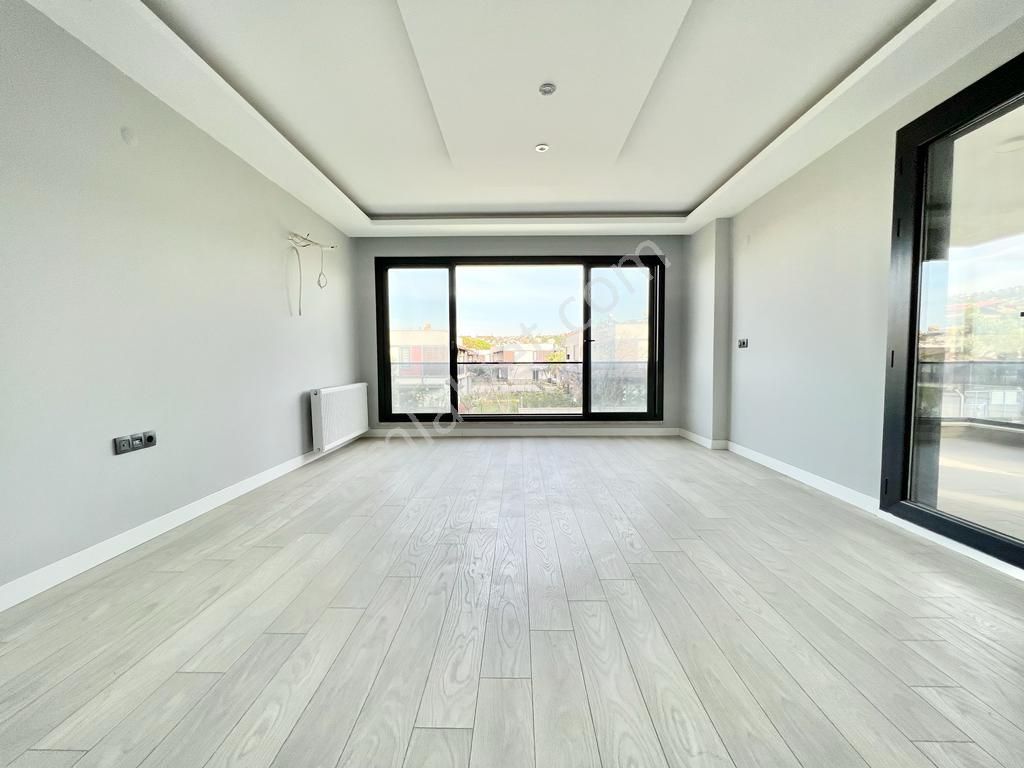 ꧁akçay Ay Emlaktan꧂pelitköyde Denize Sıfır Sitede Hayalllerinizi Süsleyecek Satılık 3+1dublex Daire - Görsel 7