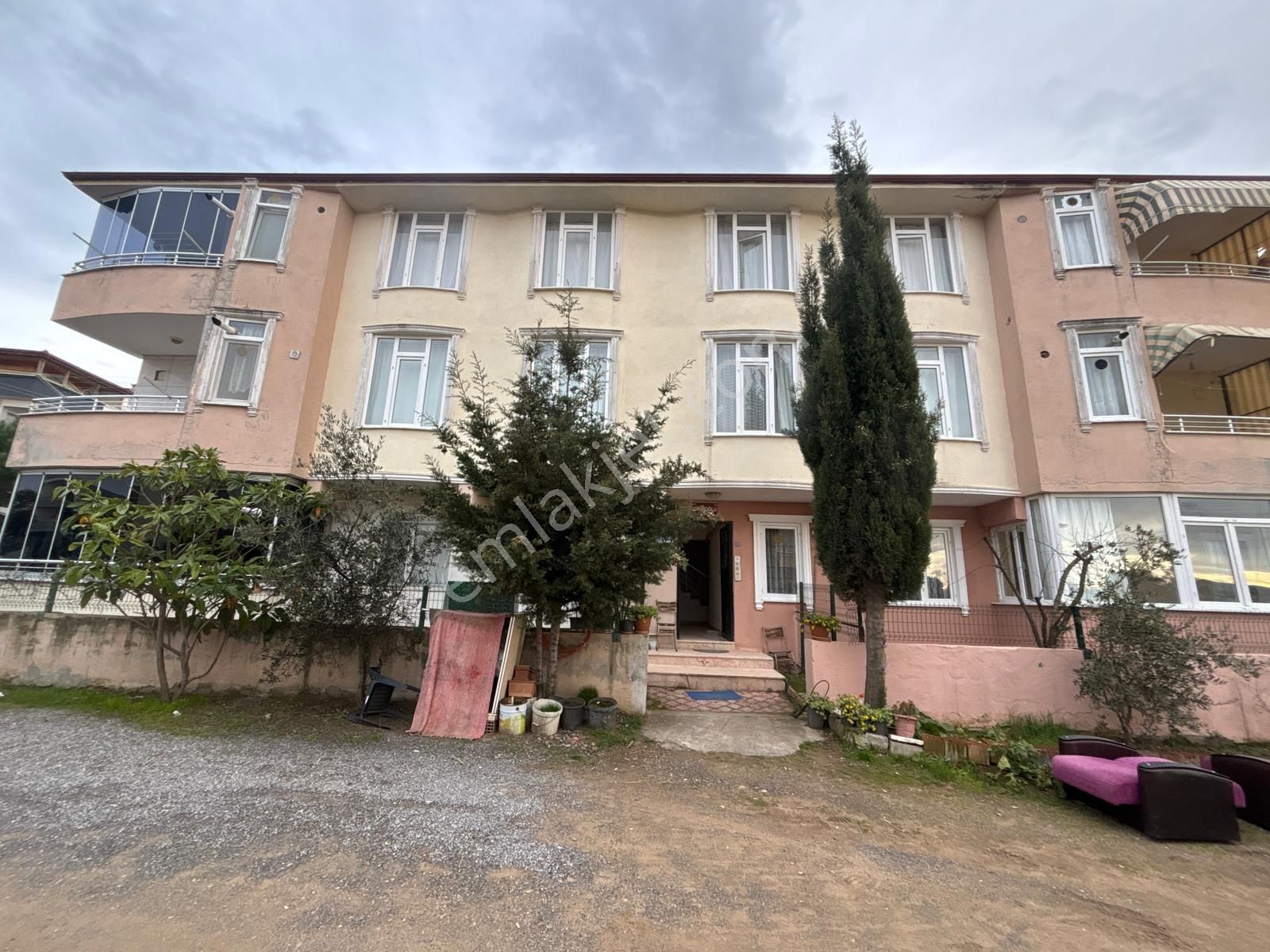 Aziziye’de Kaçırılmayacak 2+1! Orta Kat, Kombili, Masrafsız!!! - Görsel 3