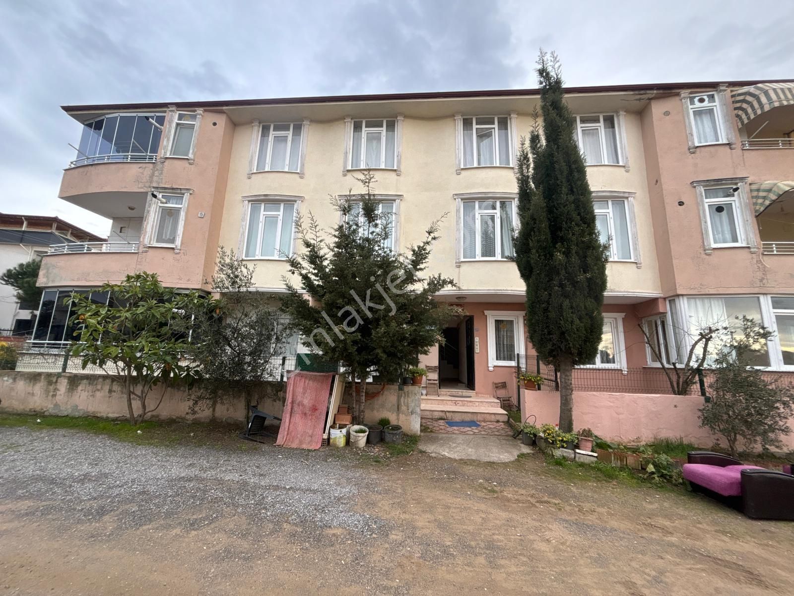 Aziziye’de Kaçırılmayacak 2+1! Orta Kat, Kombili, Masrafsız!!! - Görsel 2