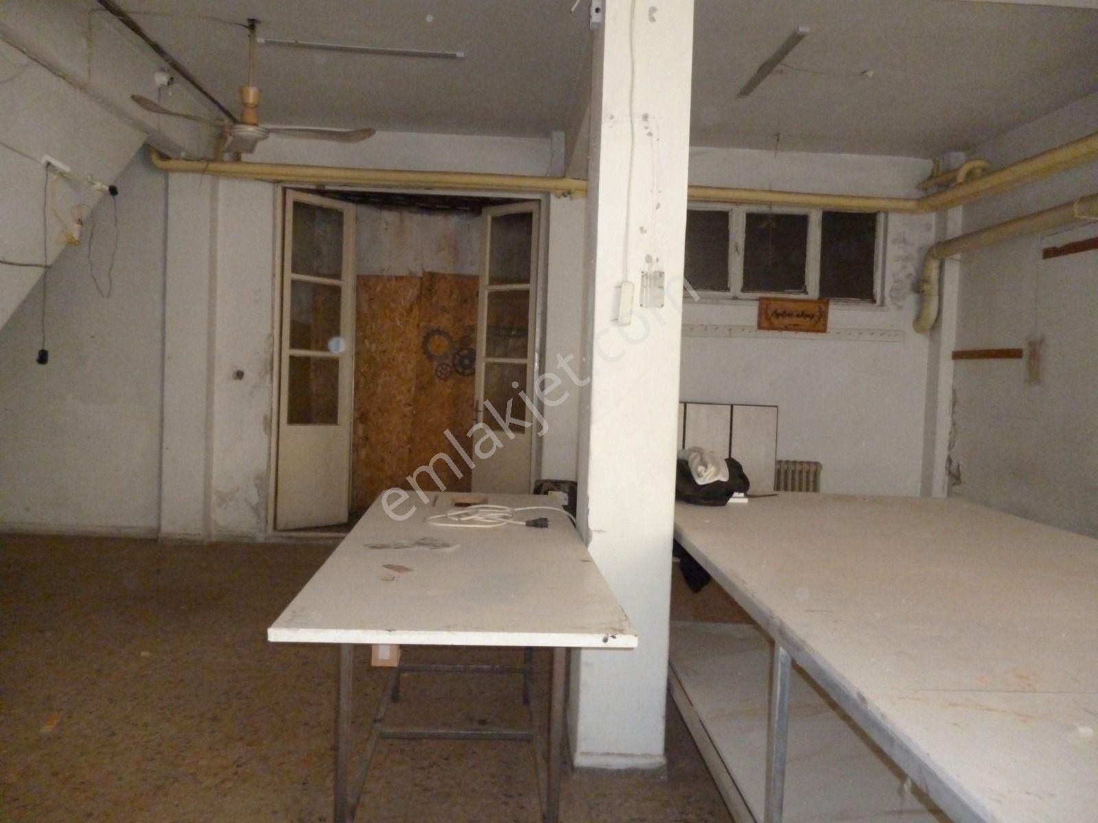 Sakarya Mh. 110 M2 Bodrum Kat Atölye - Görsel 11