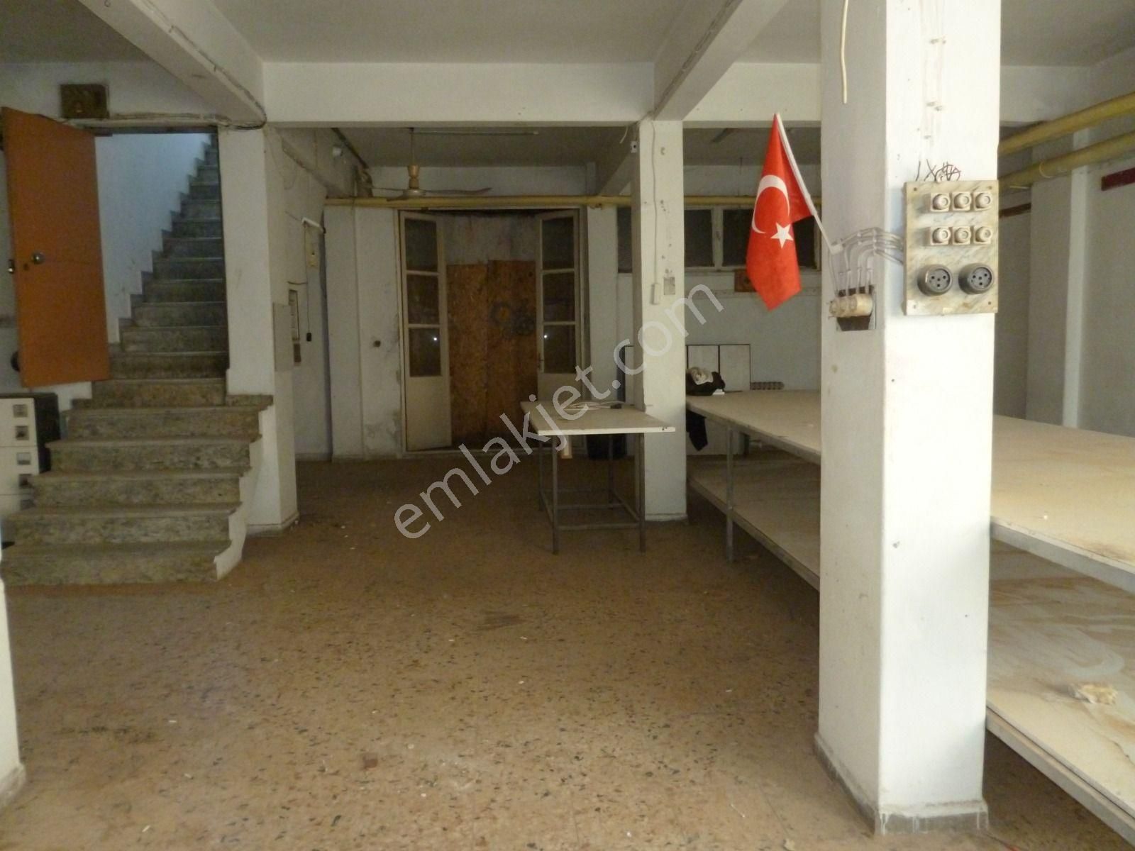 Sakarya Mh. 110 M2 Bodrum Kat Atölye - Görsel 9