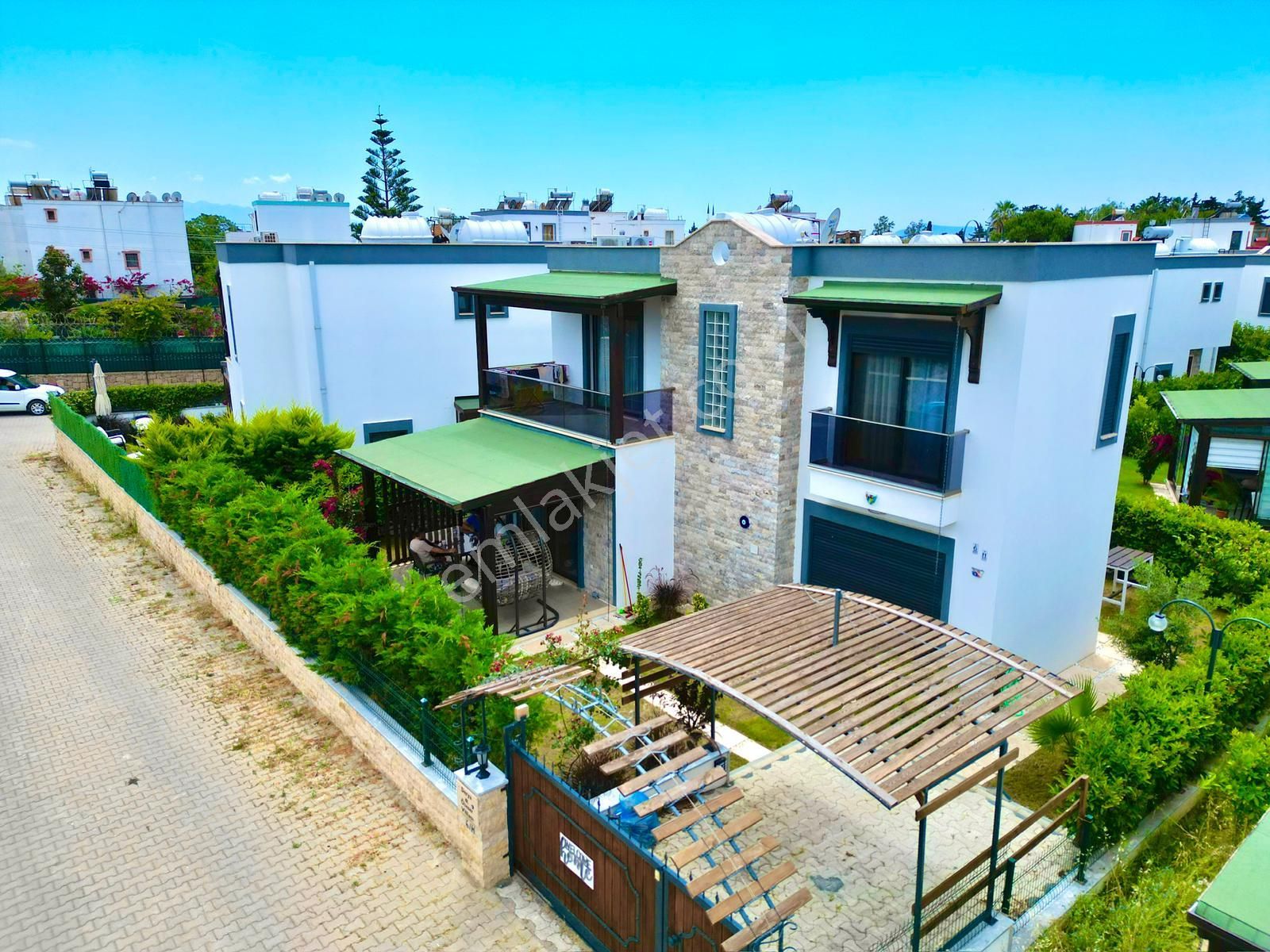 Turgutreis Merkez'de Satılık Denize Yakın 3+1 Müstakil Villa