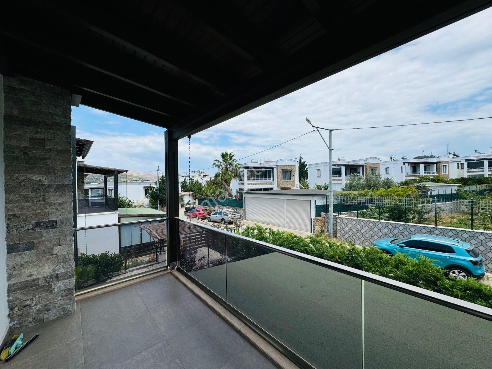 Turgutreis Merkez'de Satılık Denize Yakın 3+1 Müstakil Villa - Görsel 20