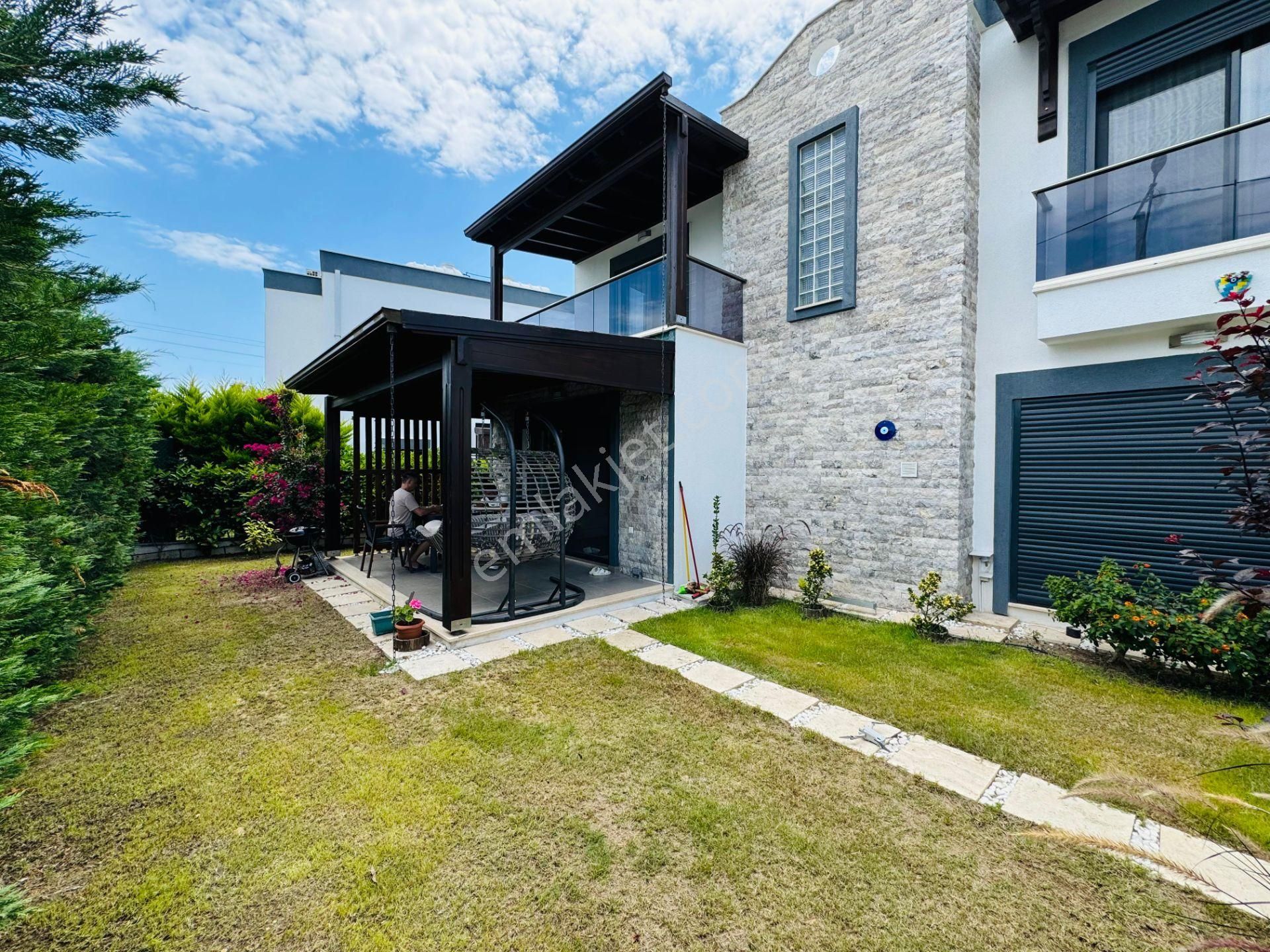 Turgutreis Merkez'de Satılık Denize Yakın 3+1 Müstakil Villa - Görsel 5