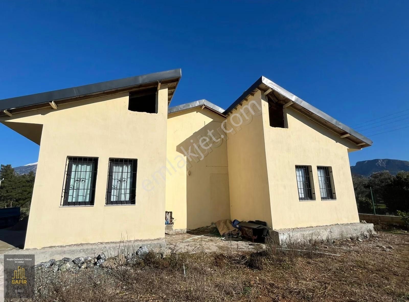 Saklıkent'e Yakın Tek Tapu Satılık Müstakil Ev Ve 6640m2 Arsası - Görsel 7