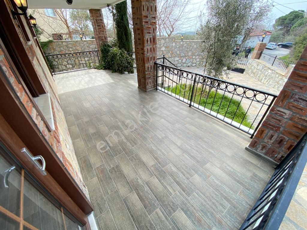 ꧁akçay Ay Emlak'tan꧂çamlıbel'de Deniz Ve Dağ Manzaralı Havuzlu Satılık 6+1 Tam Bağımsız Taş Villa - Görsel 7