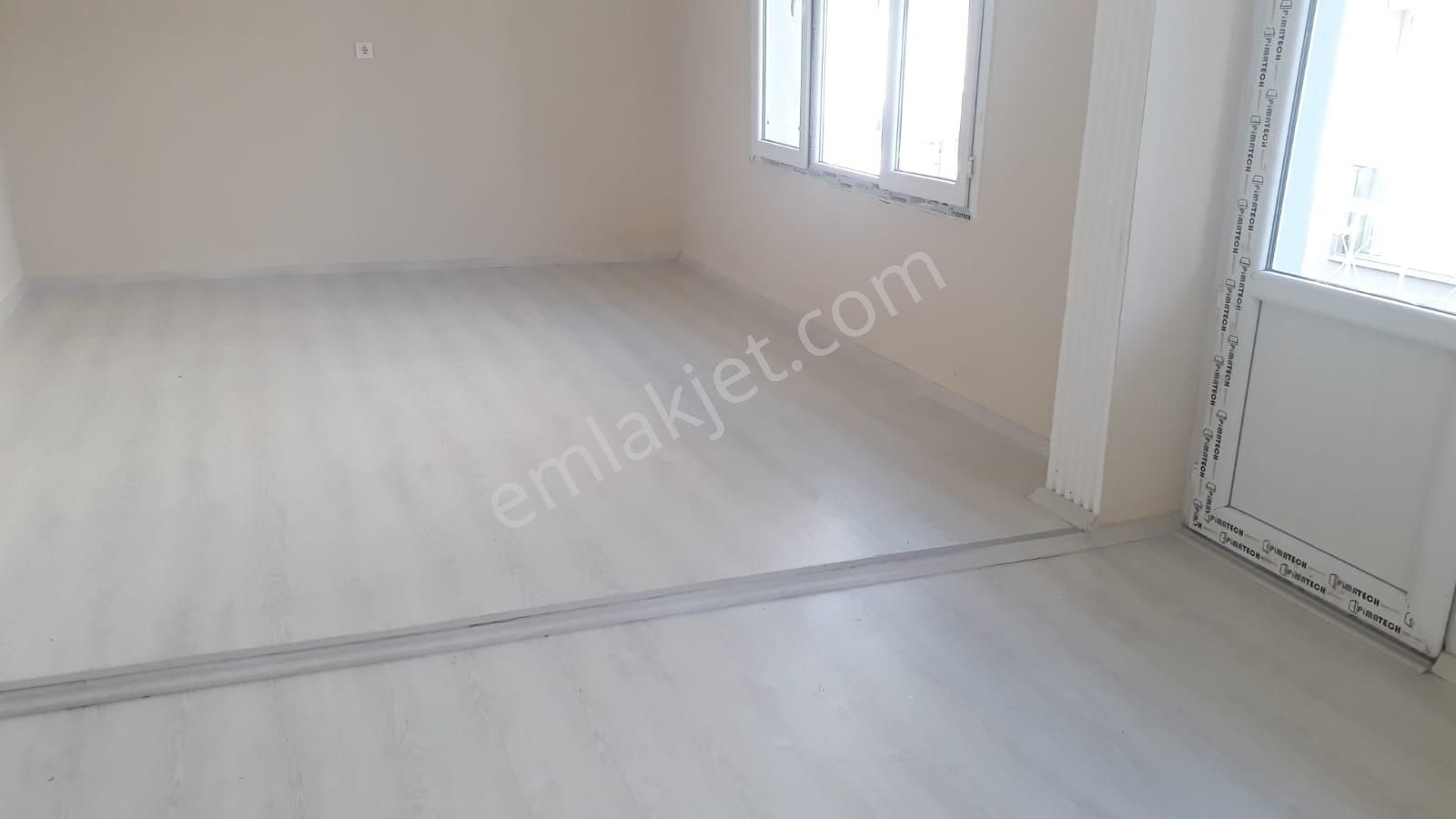 Karabağlar Eserkent Merkeze Yakın Emekli Çalışan Bekar Erkeğe Uyğun 2+1 Teraslı Kiralık Daire - Görsel 8