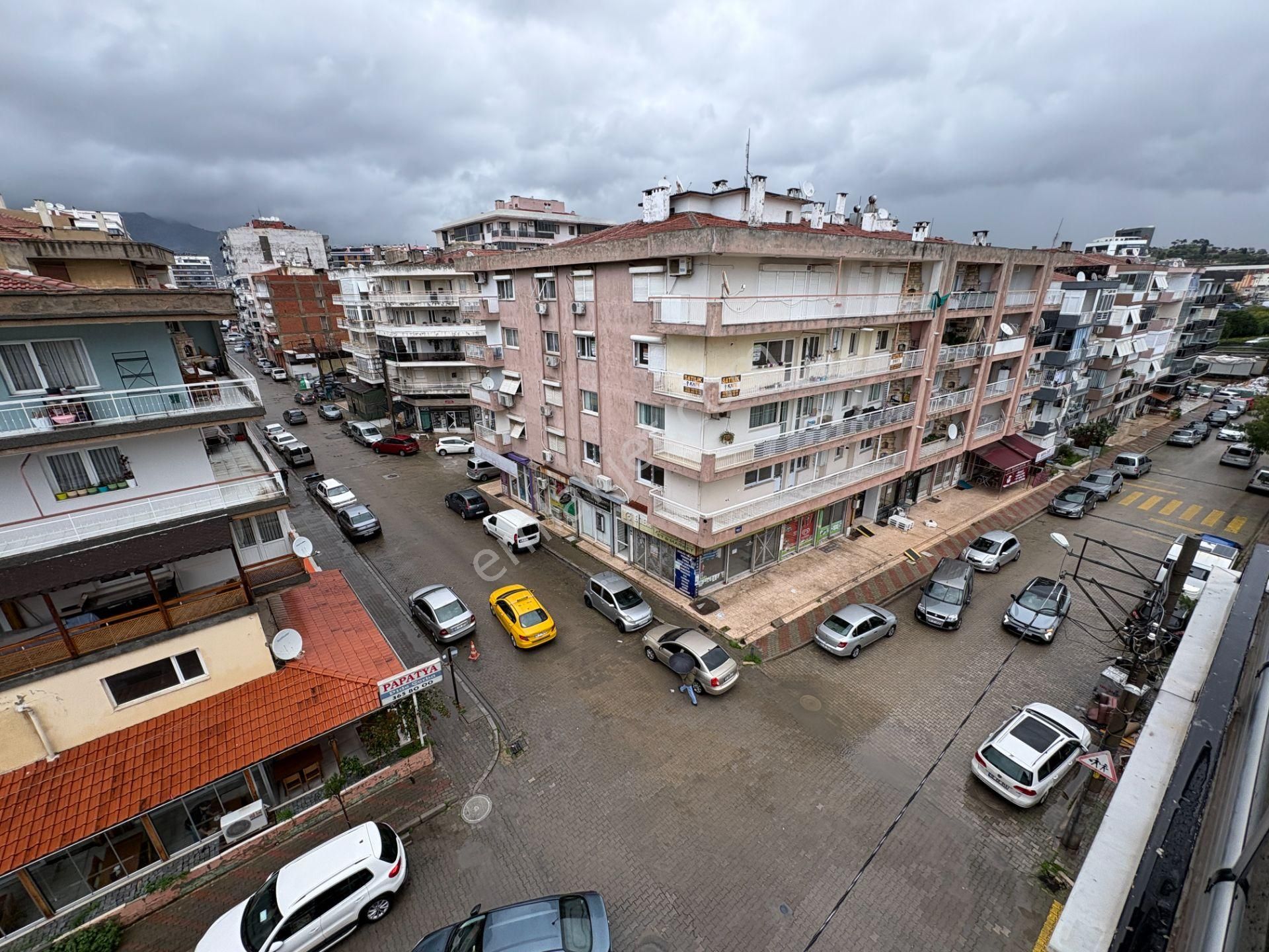 Karşıyaka Ordu Ve Girne Bulvarı Yakını Kiralık Daire - Görsel 10