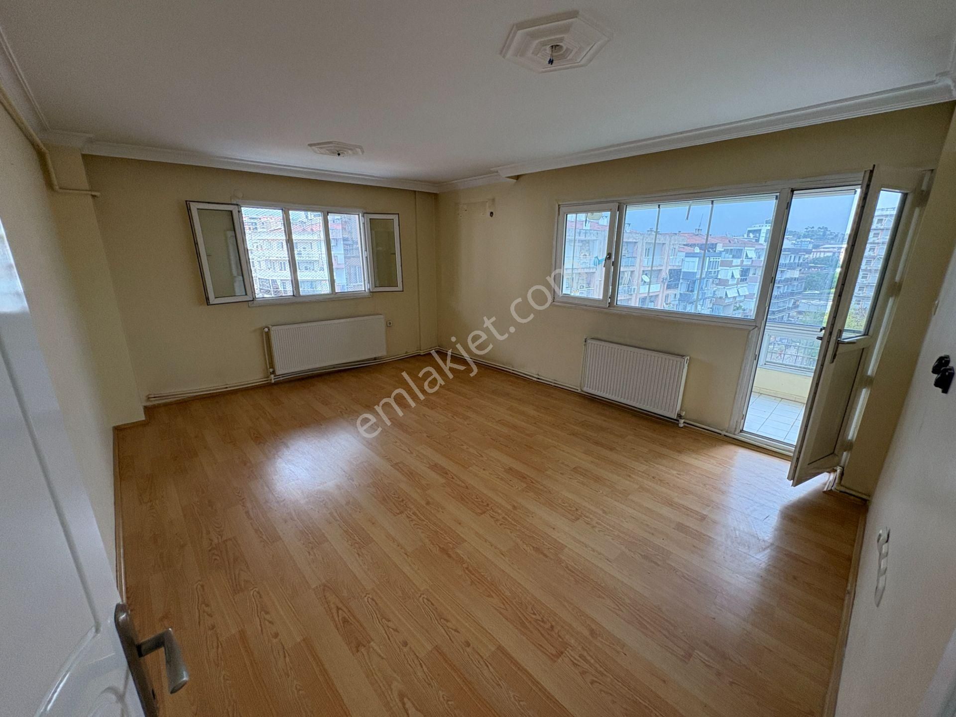 Karşıyaka Ordu Ve Girne Bulvarı Yakını Kiralık Daire - Görsel 3