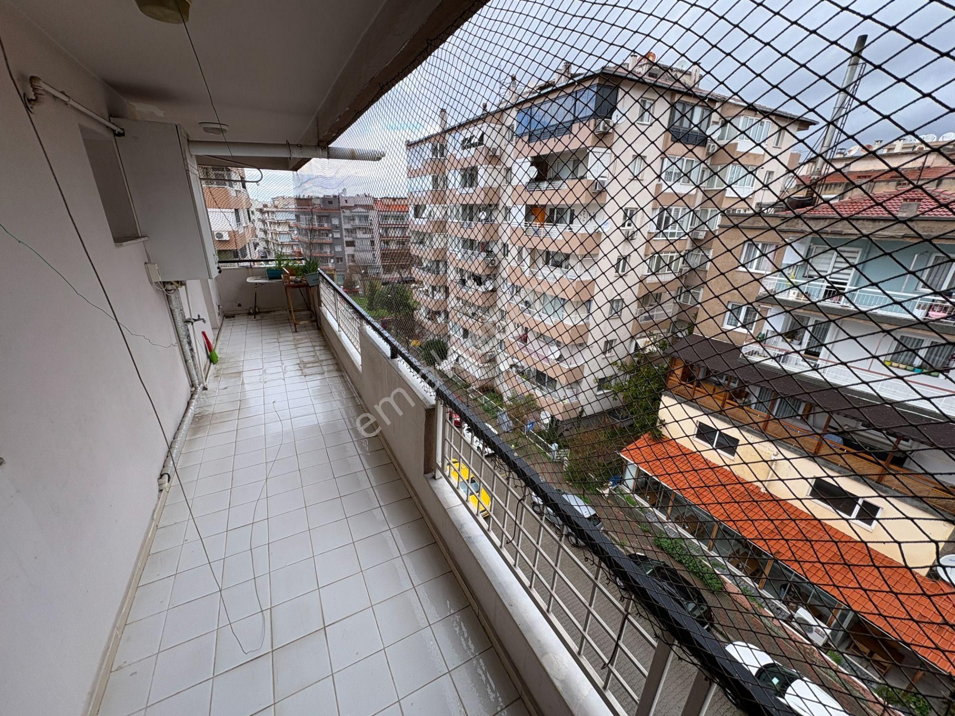 Karşıyaka Ordu Ve Girne Bulvarı Yakını Kiralık Daire - Görsel 8