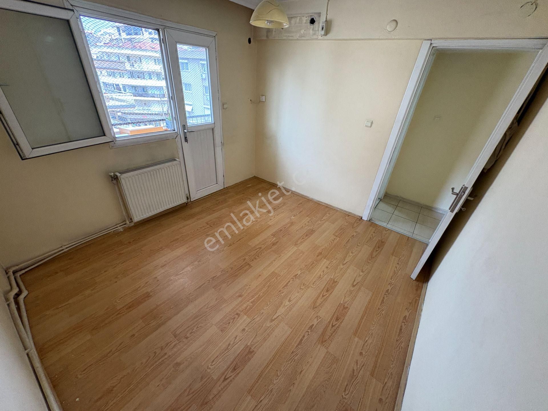 Karşıyaka Ordu Ve Girne Bulvarı Yakını Kiralık Daire - Görsel 23